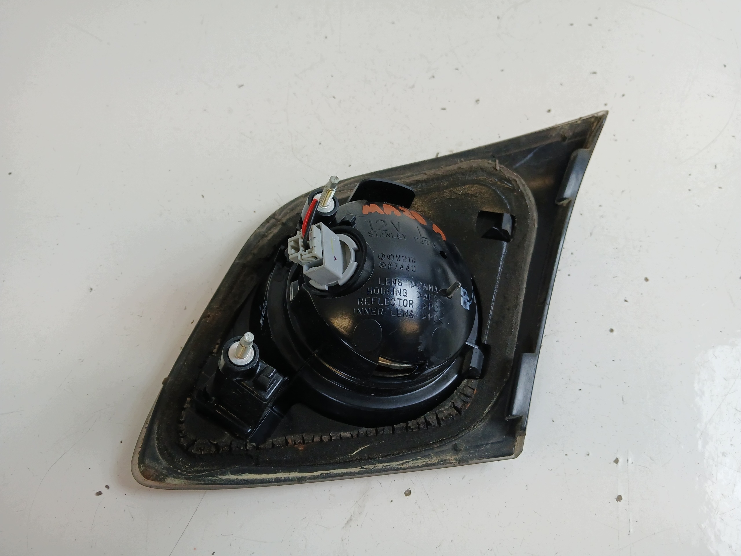 MAZDA 3 BK and LIFT light right rear part trunk door