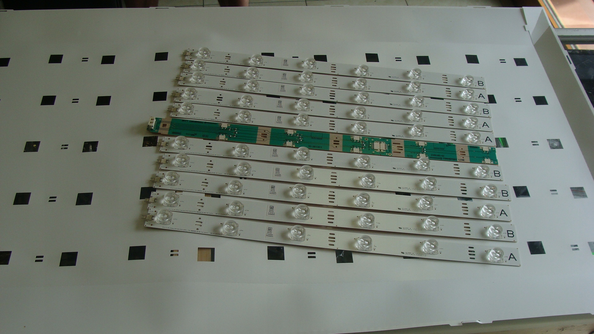 PODŚWIETLENIE ARCELIK_42_ATHENA