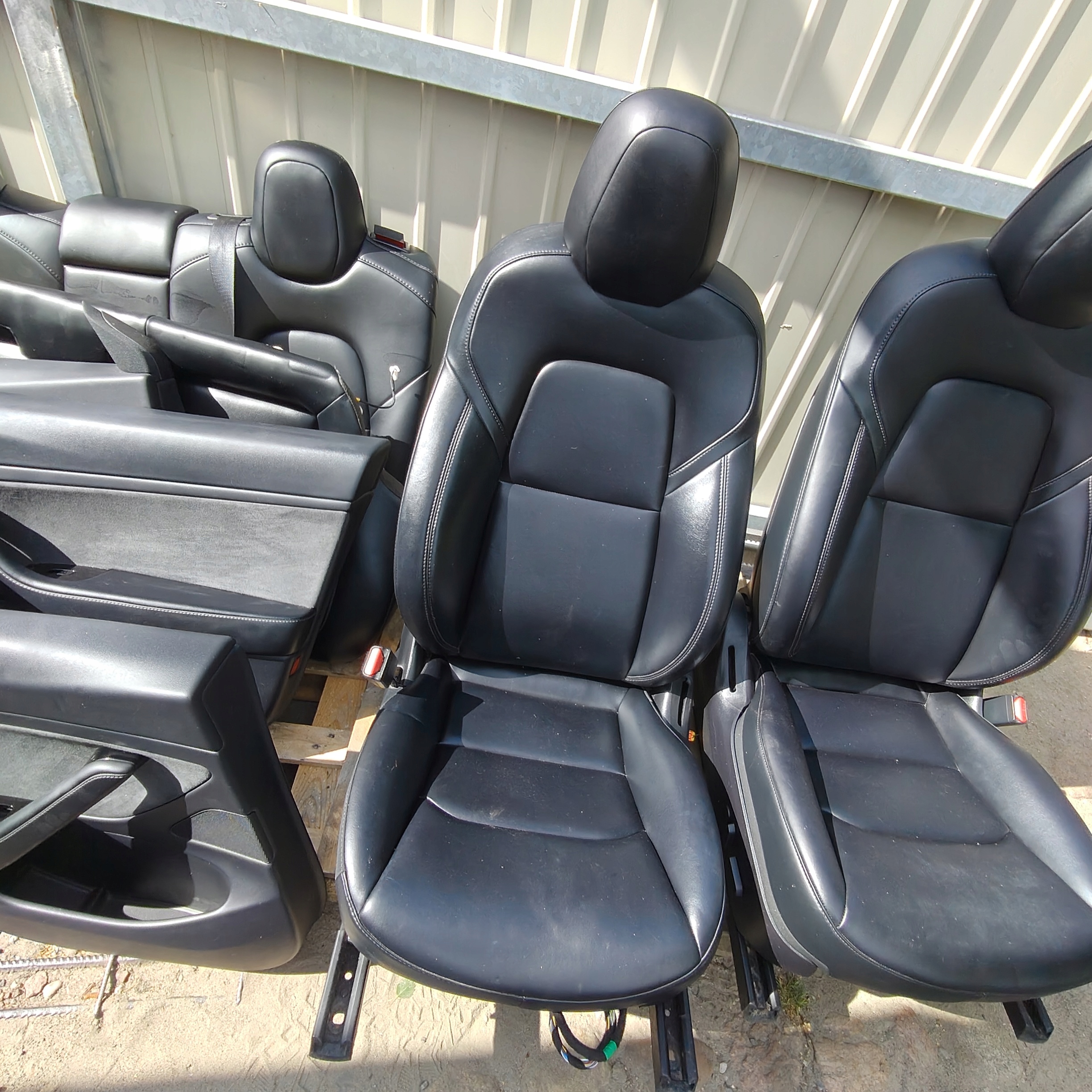 seats OPARCIE upholstery SIEDZISKO TESLA MODEL 3