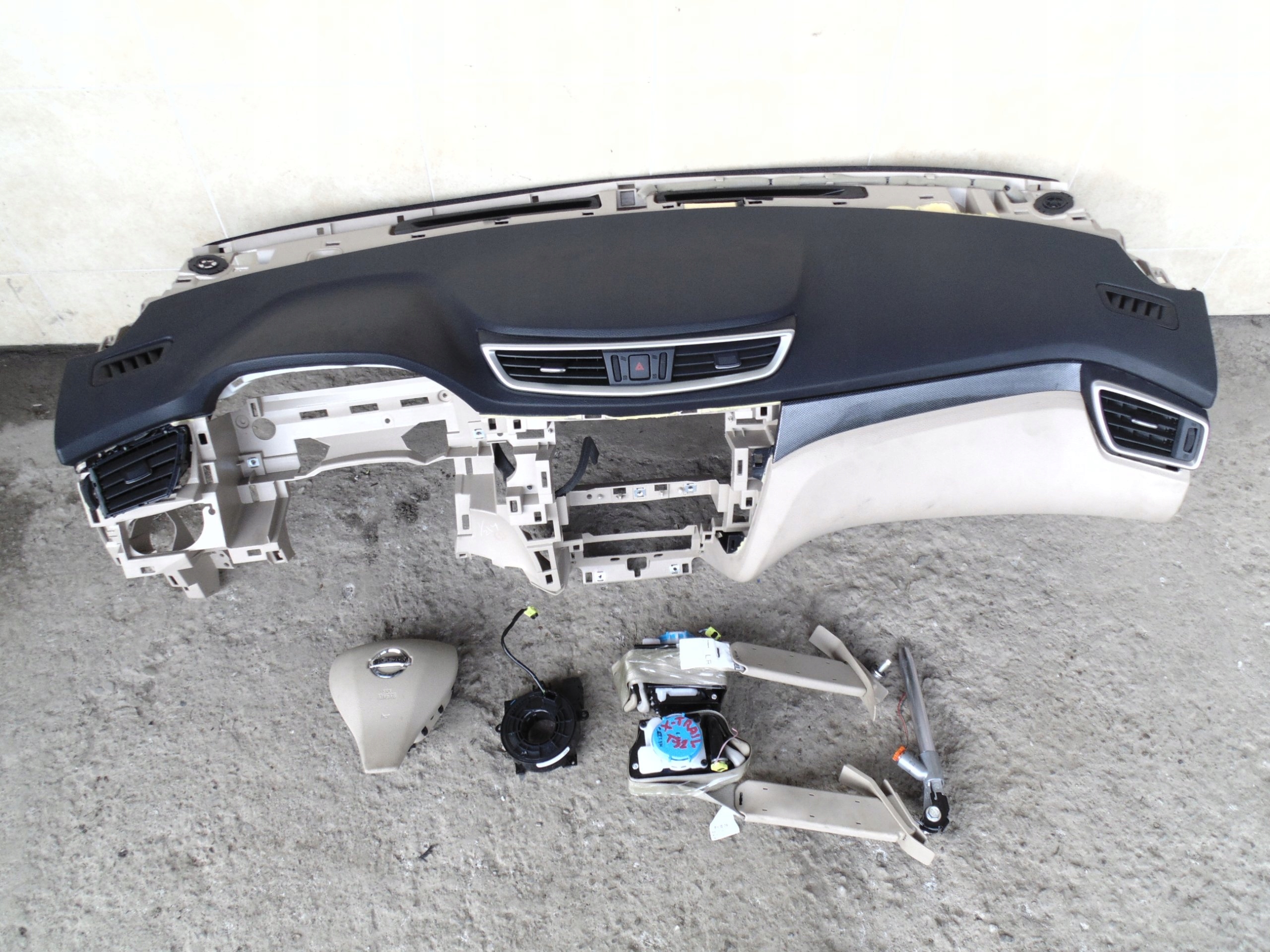 dashboard console cockpit airbag NISSAN X-TRAIL T32 2015 ROK