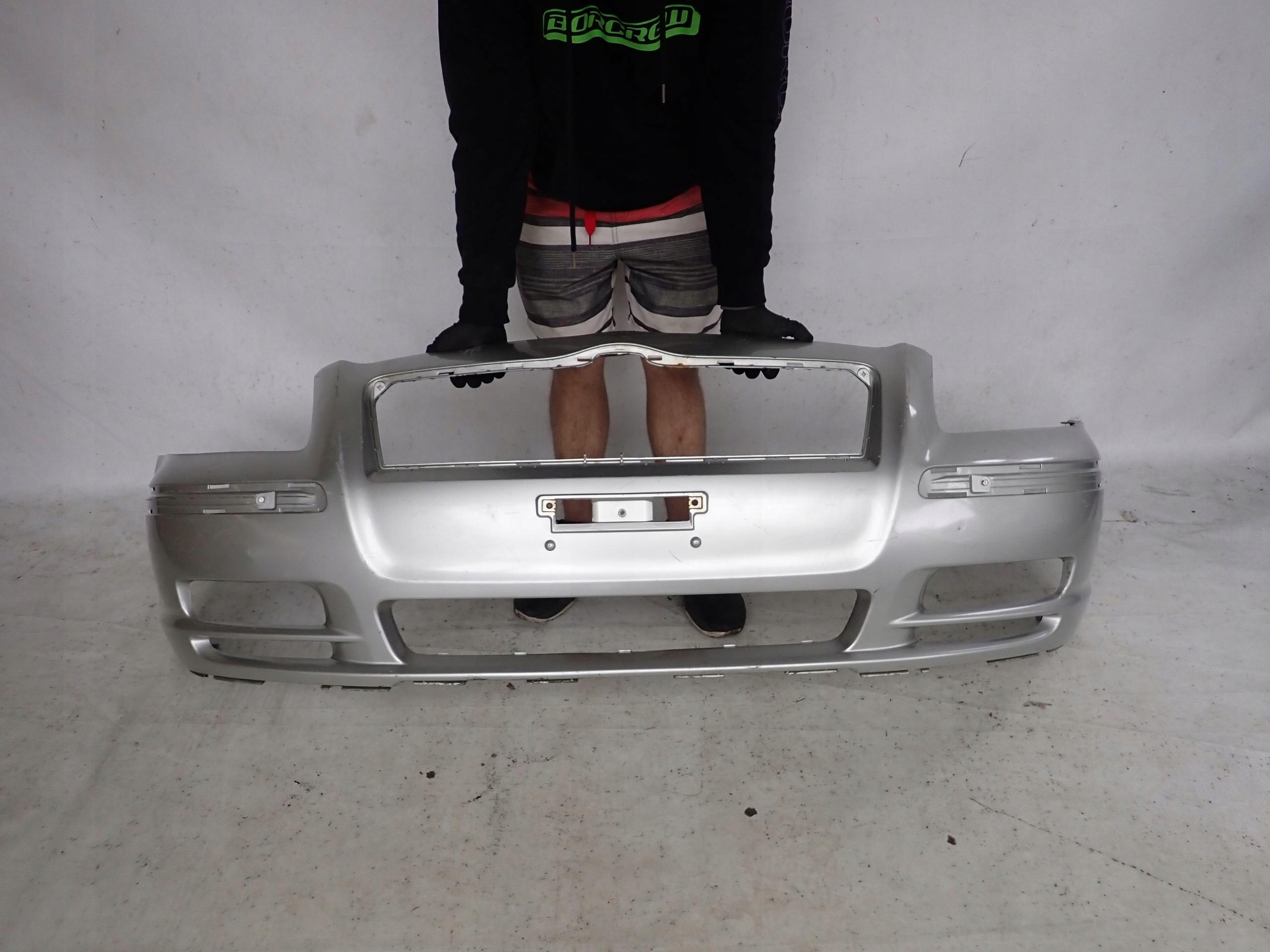 TOYOTA AVENSIS II 2 T25 03-06 bumper front front