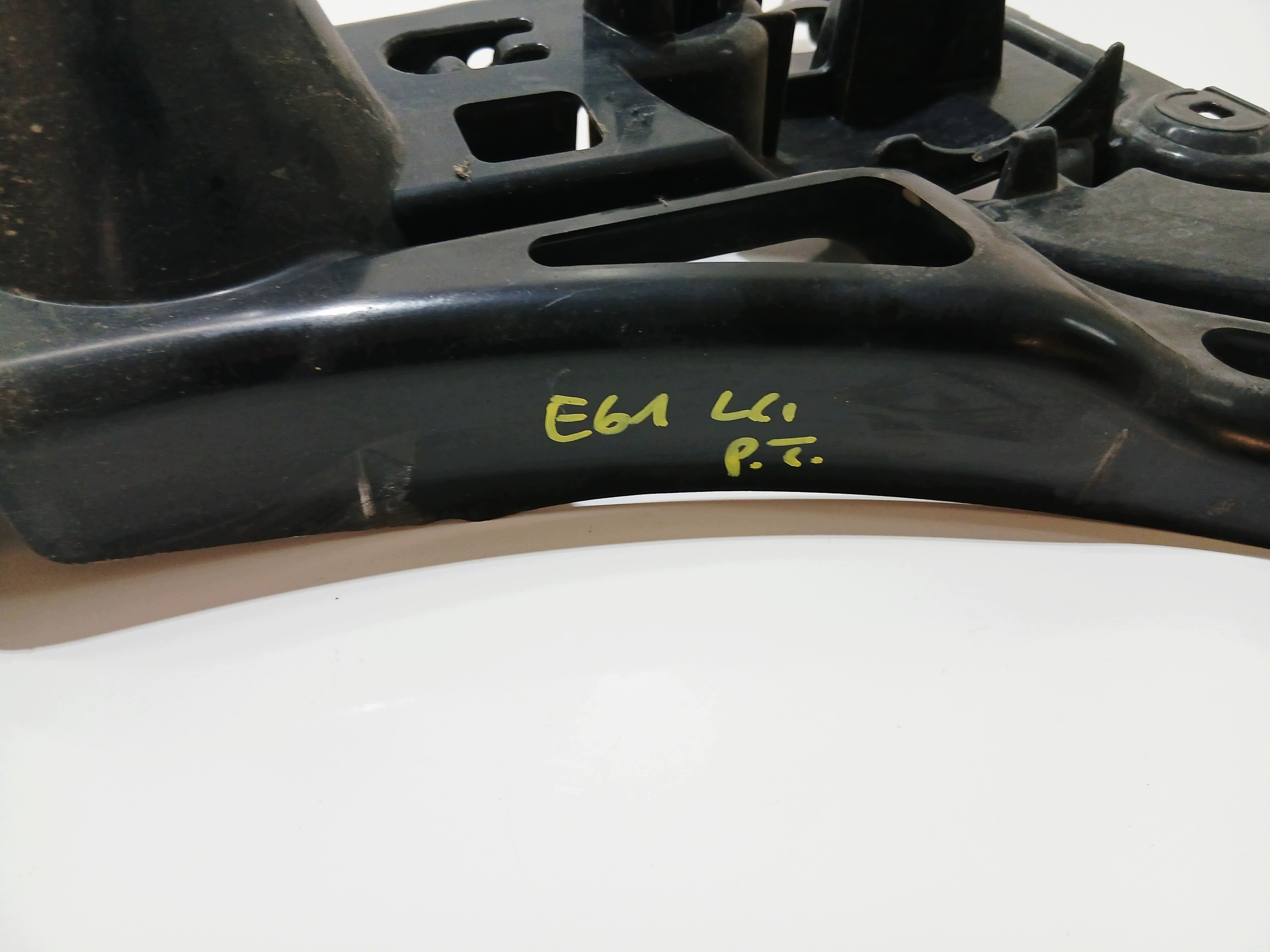 holder bumper bracket right rear part BMW E61 LCI 7060796