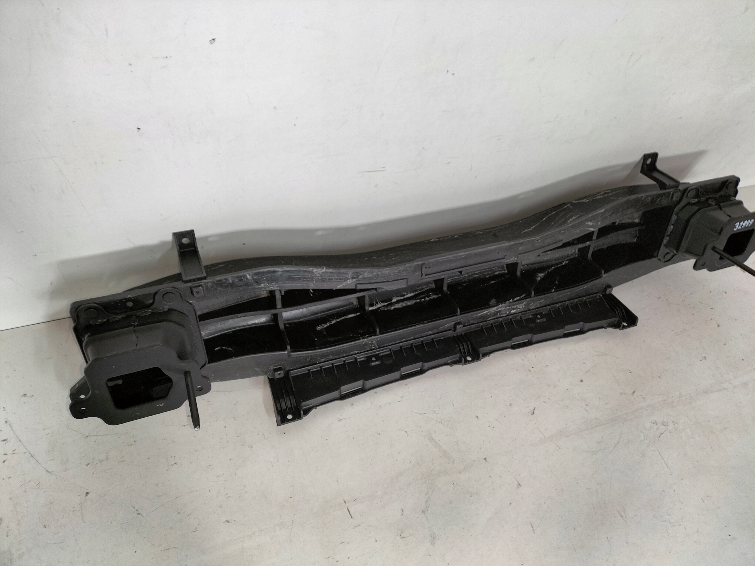 pillar bumper support rear part KIA SPORTAGE 5 V 21