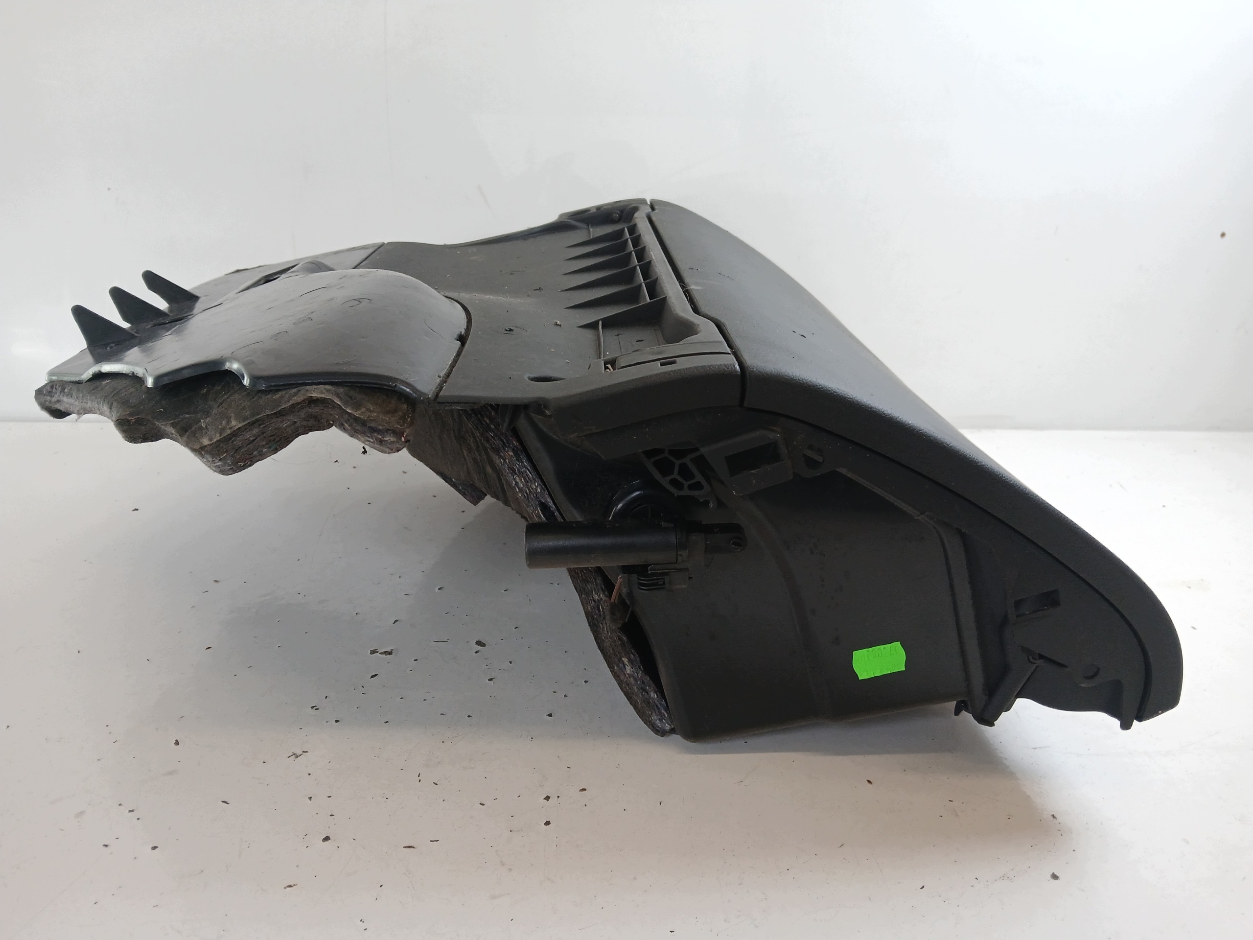 AUDI A4 B7 Handschuhfach des Beifahrers schwarzer