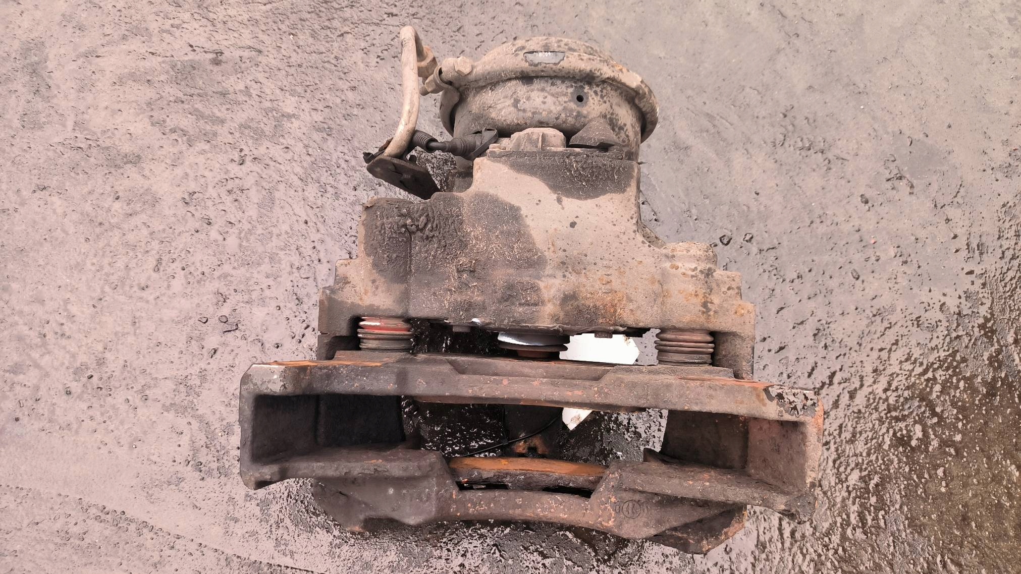 caliper brake front right MAN TGL 12.210