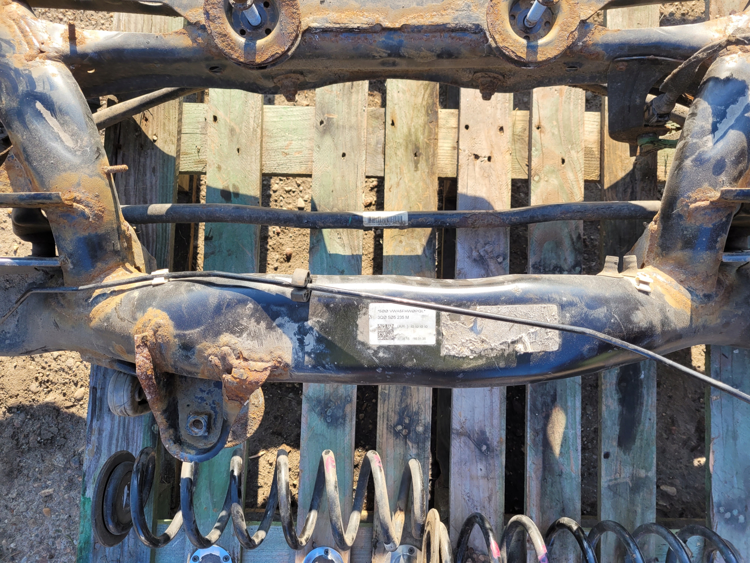 VW PASSAT B8 2.0 TDI 4MOTION 4X4 SANKI TYLNA BELKA ZAWIESZENIA Numer katalogowy części 3Q0505235M