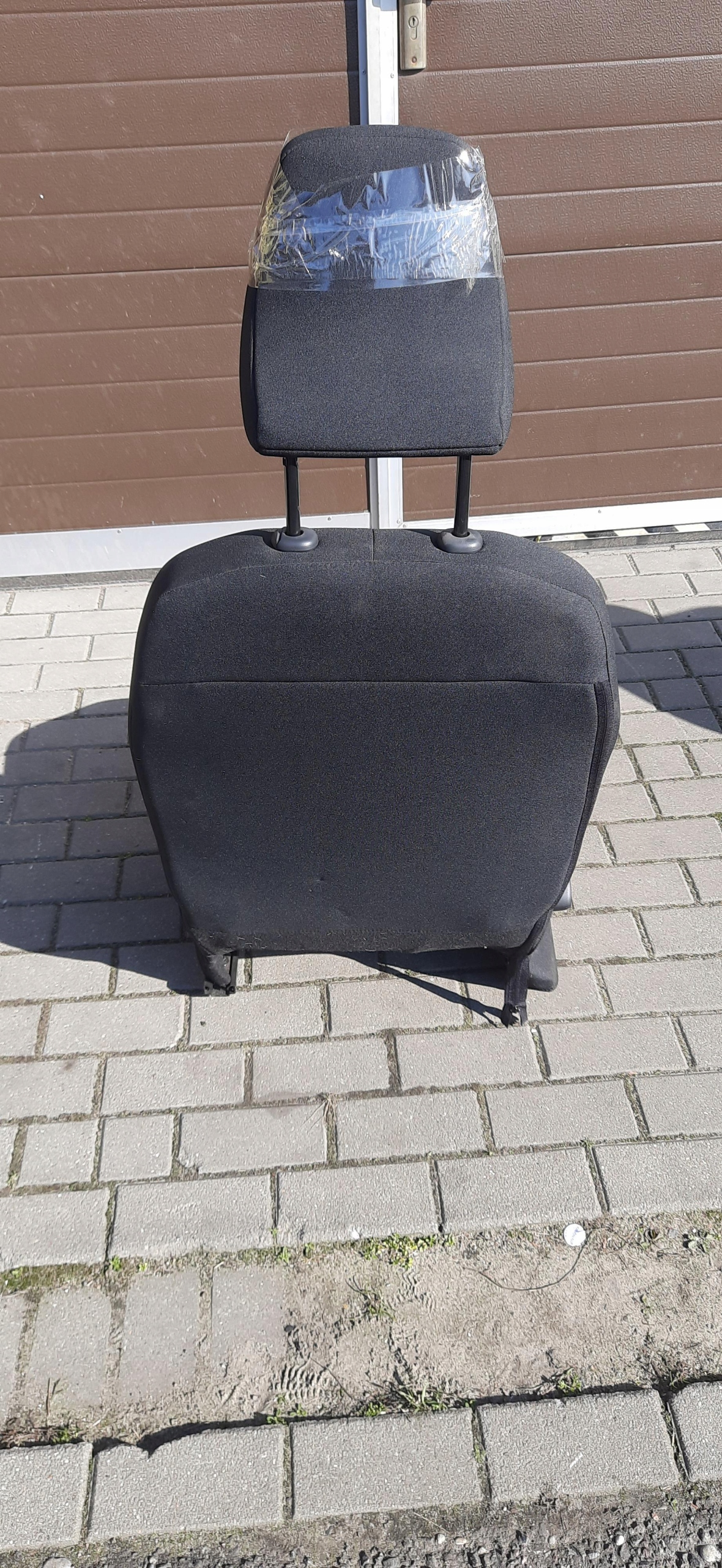 кресло пассажира правый передний Dacia SANDERO III