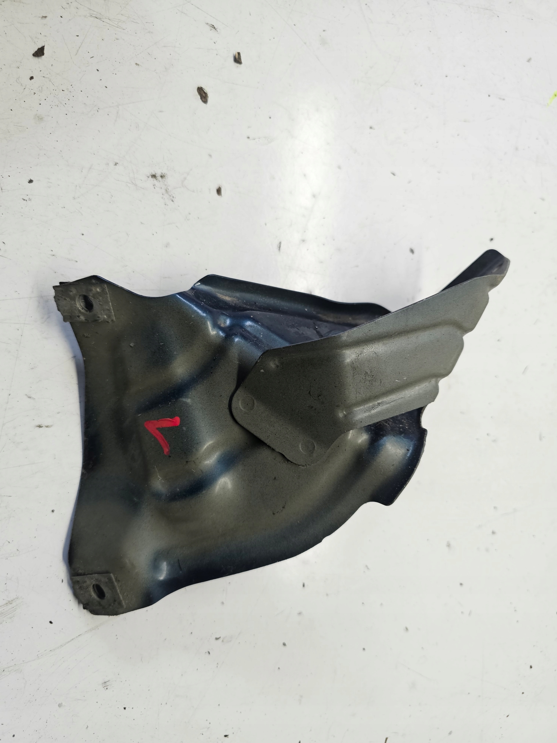 OPEL MOKKA Console Plaque Support plaque Aile Gauche Avant
