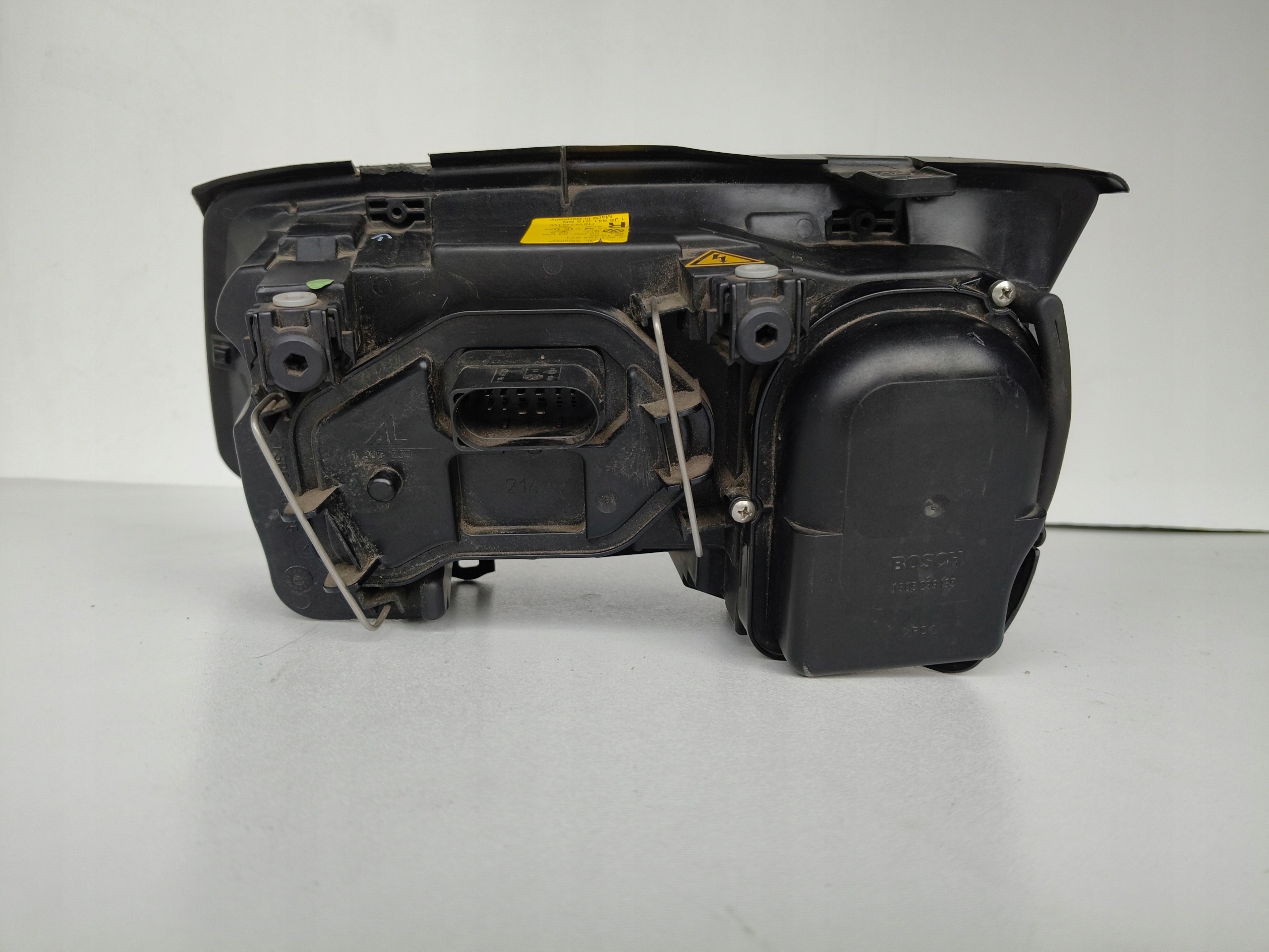 light right REFLEKTOR VW BORA 1J5 XENON