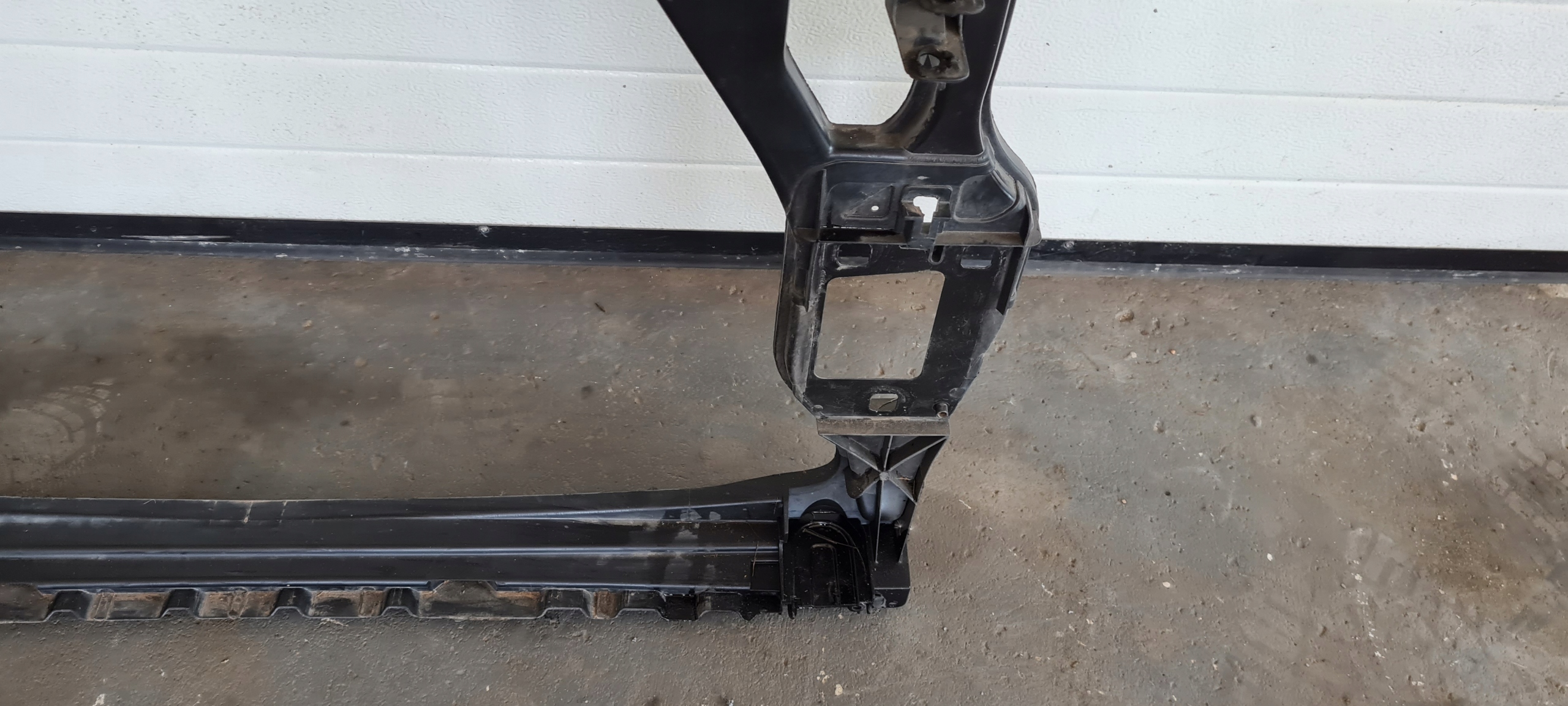 SQ5 8R Q5 LIFT radiator support core panel 8R0805594D