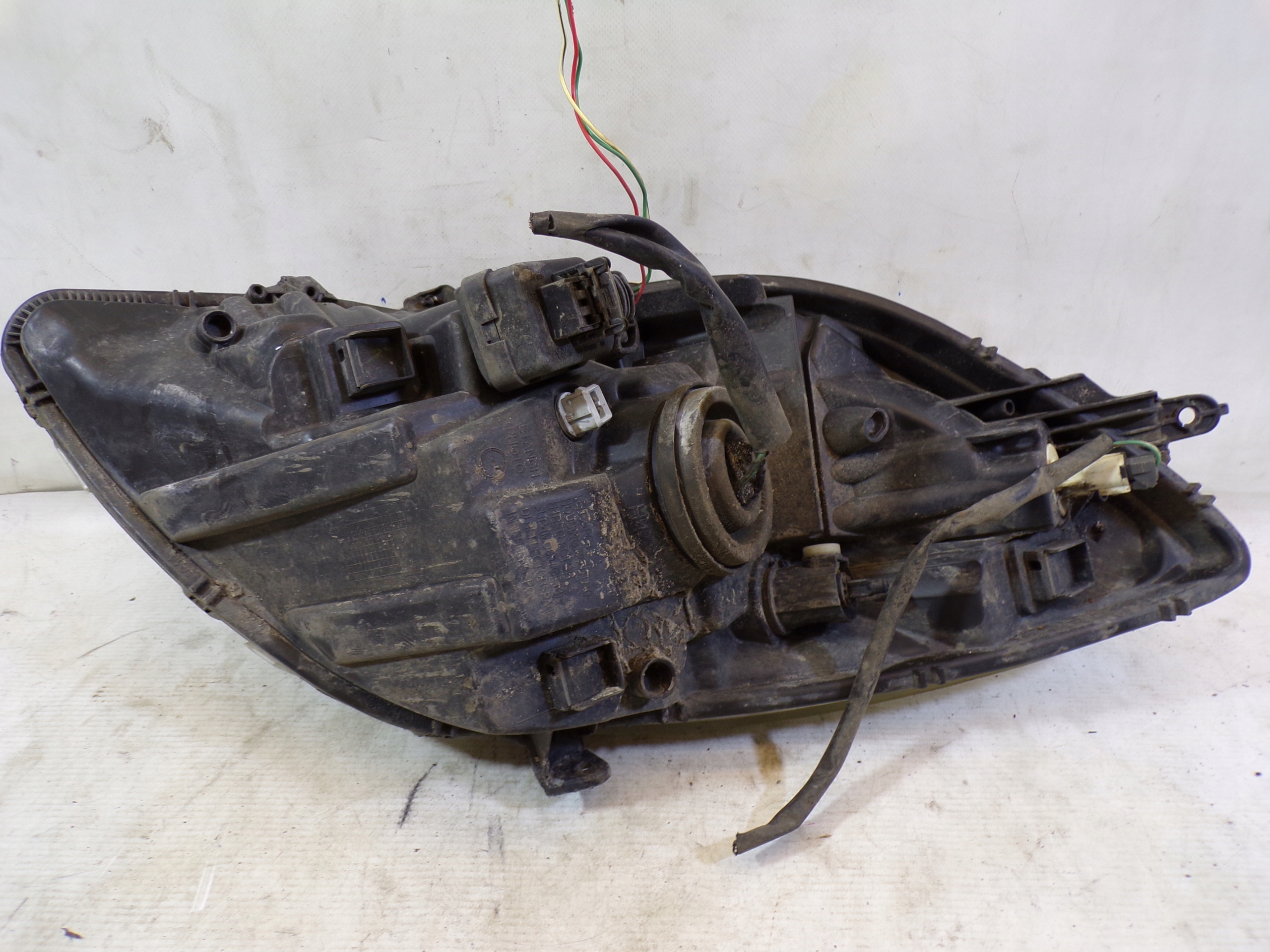light front front right TOYOTA YARIS 2 II (K) (1)