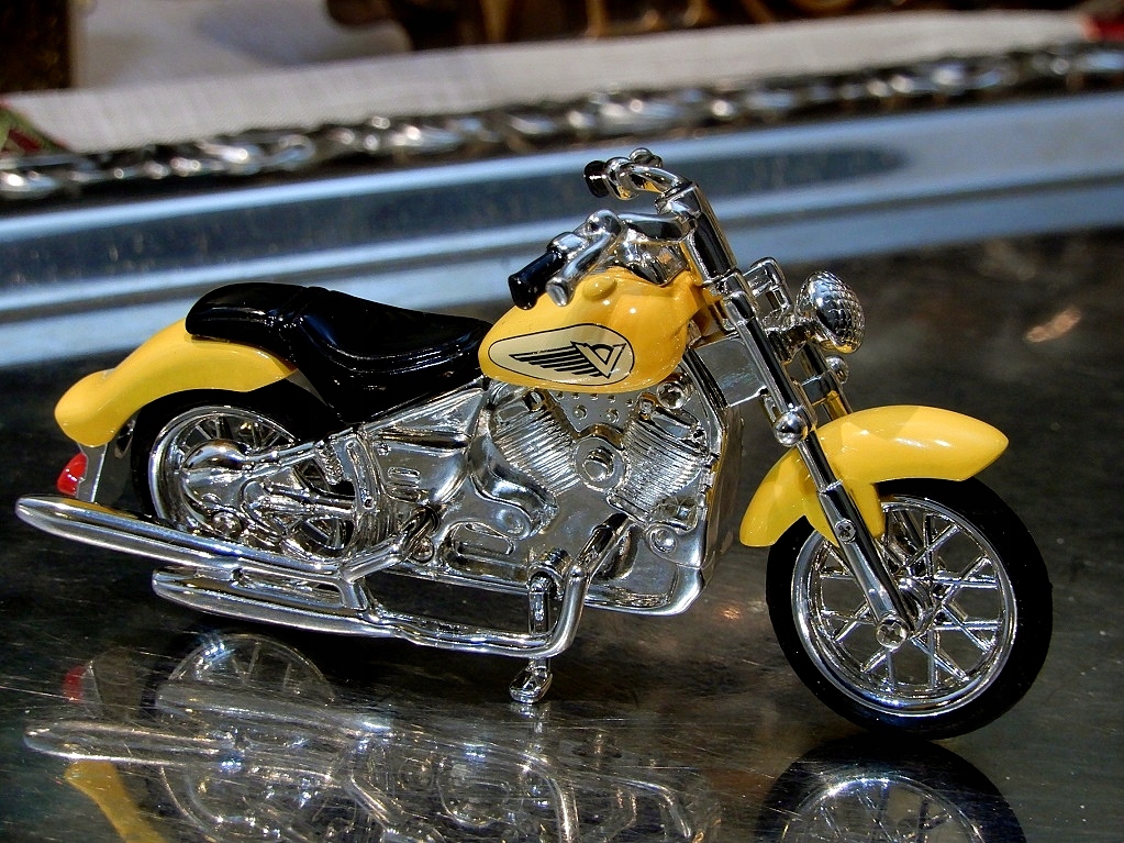 PREZENT MOTOCYKLISTY HARLEY DAVIDSON ? Z ZEGARek Marka bez marki