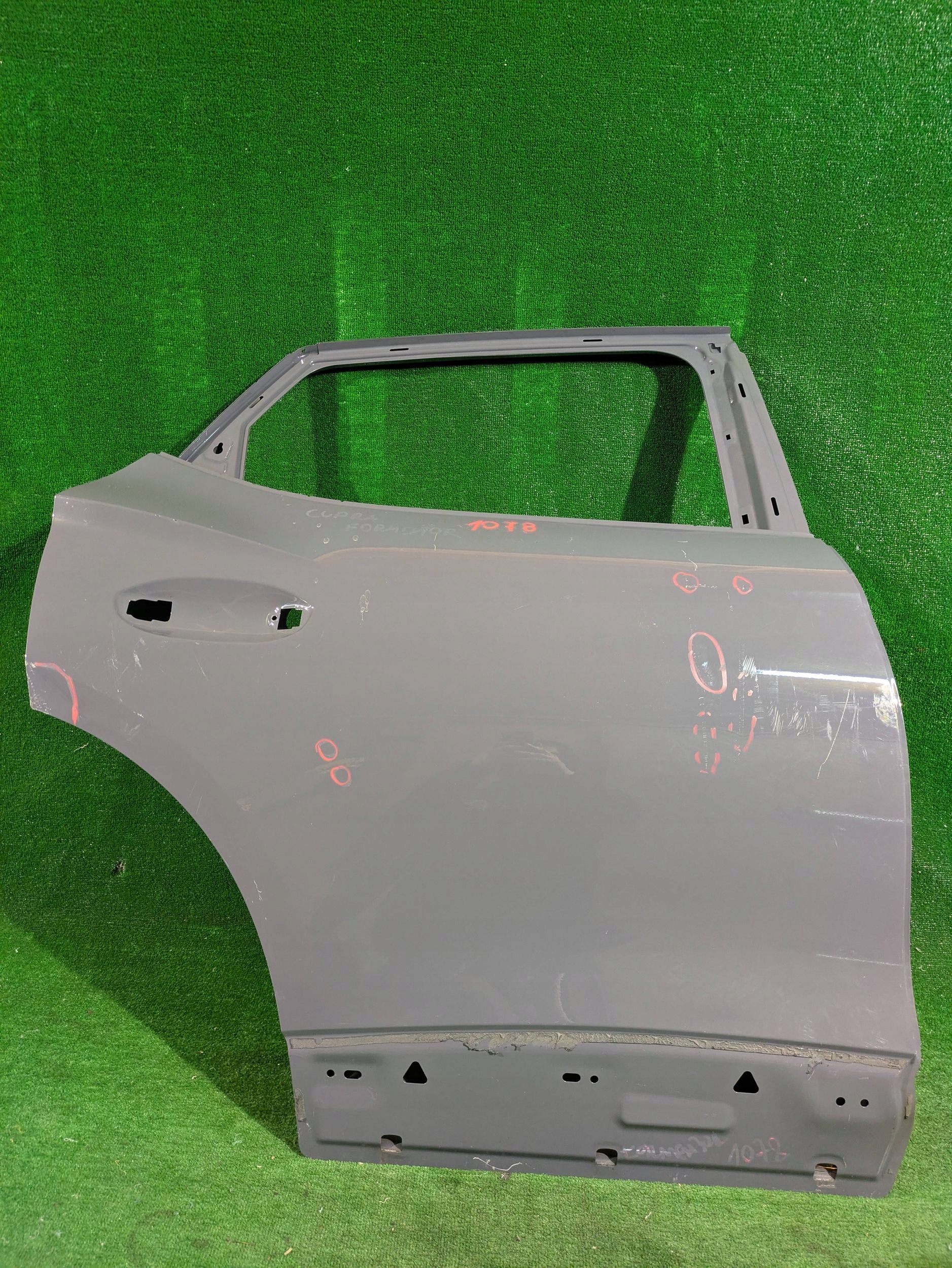 door rear. right right rear part CUPRA FORMENTOR NR.1078