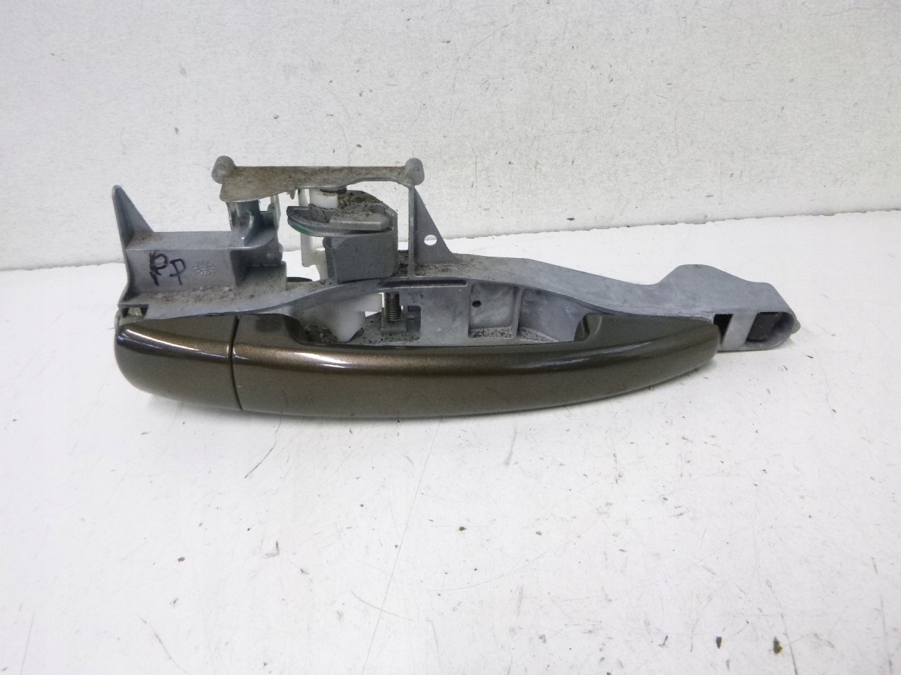 handle exterior right front Citroen C4 Picasso and KDKD 09r.
