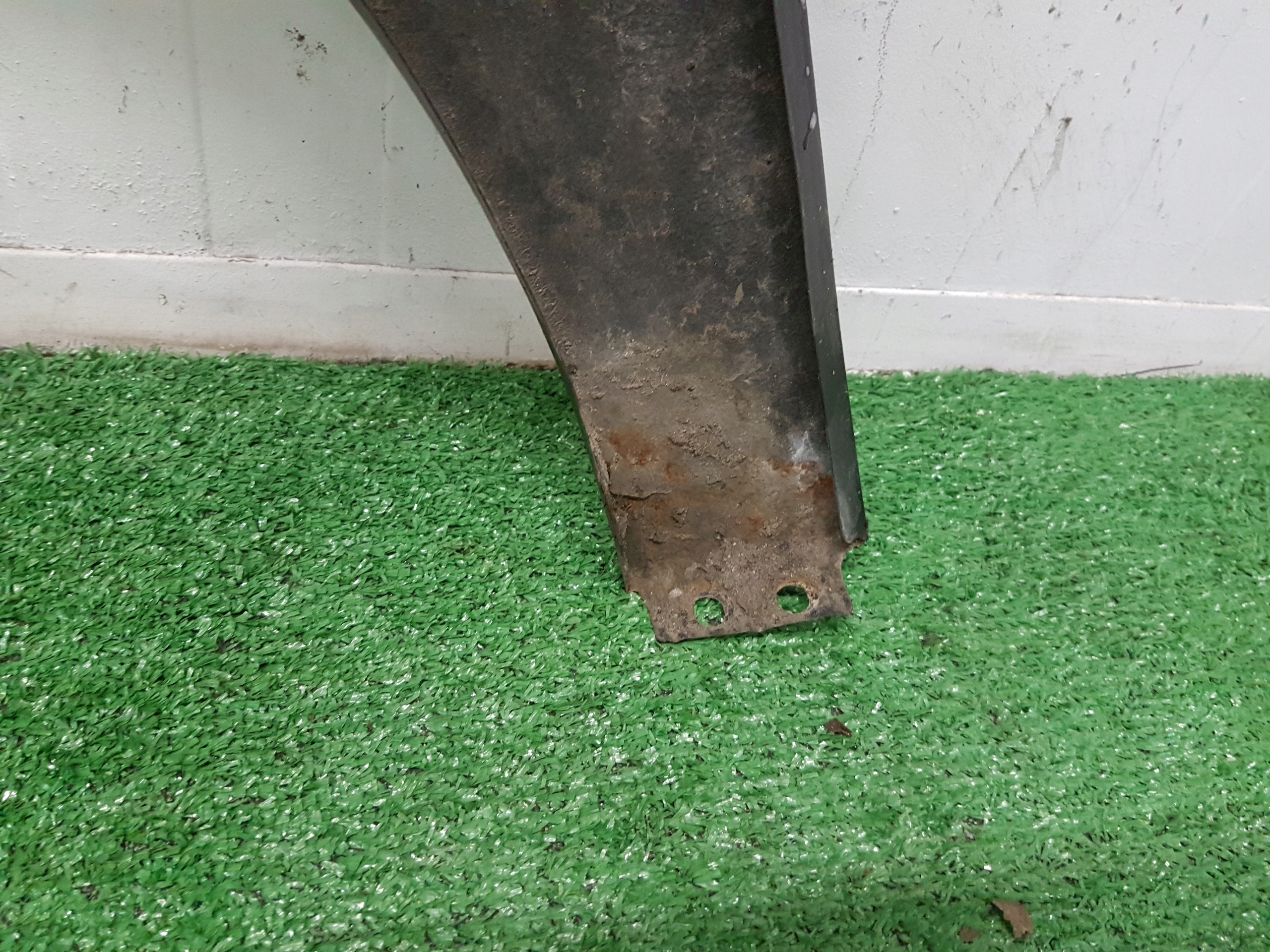 fender right front SEAT IBIZA 3 FL