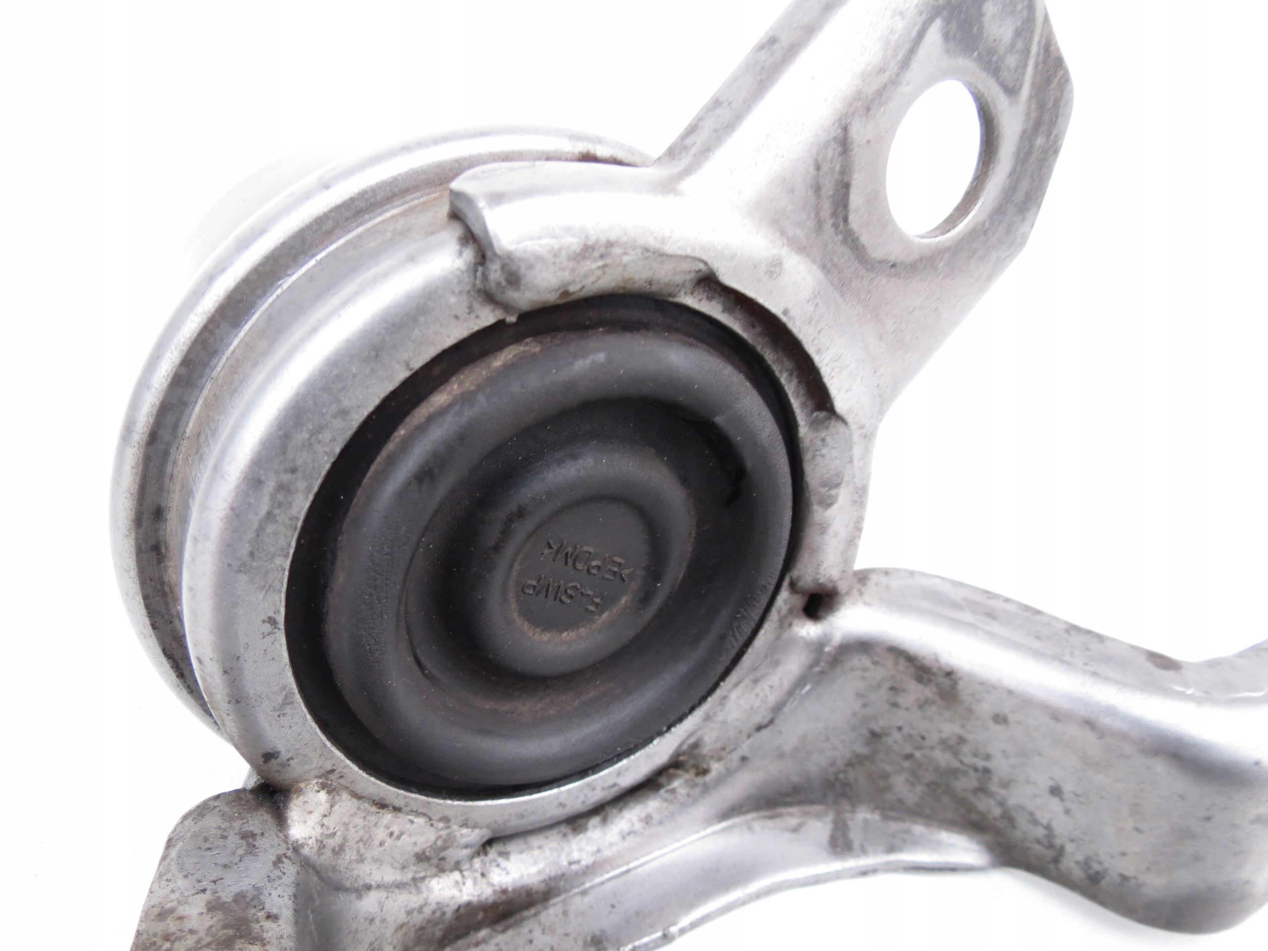 airbag holder engine mount 8G9N6F012BB VOLVO XC60 and 2.4 D5