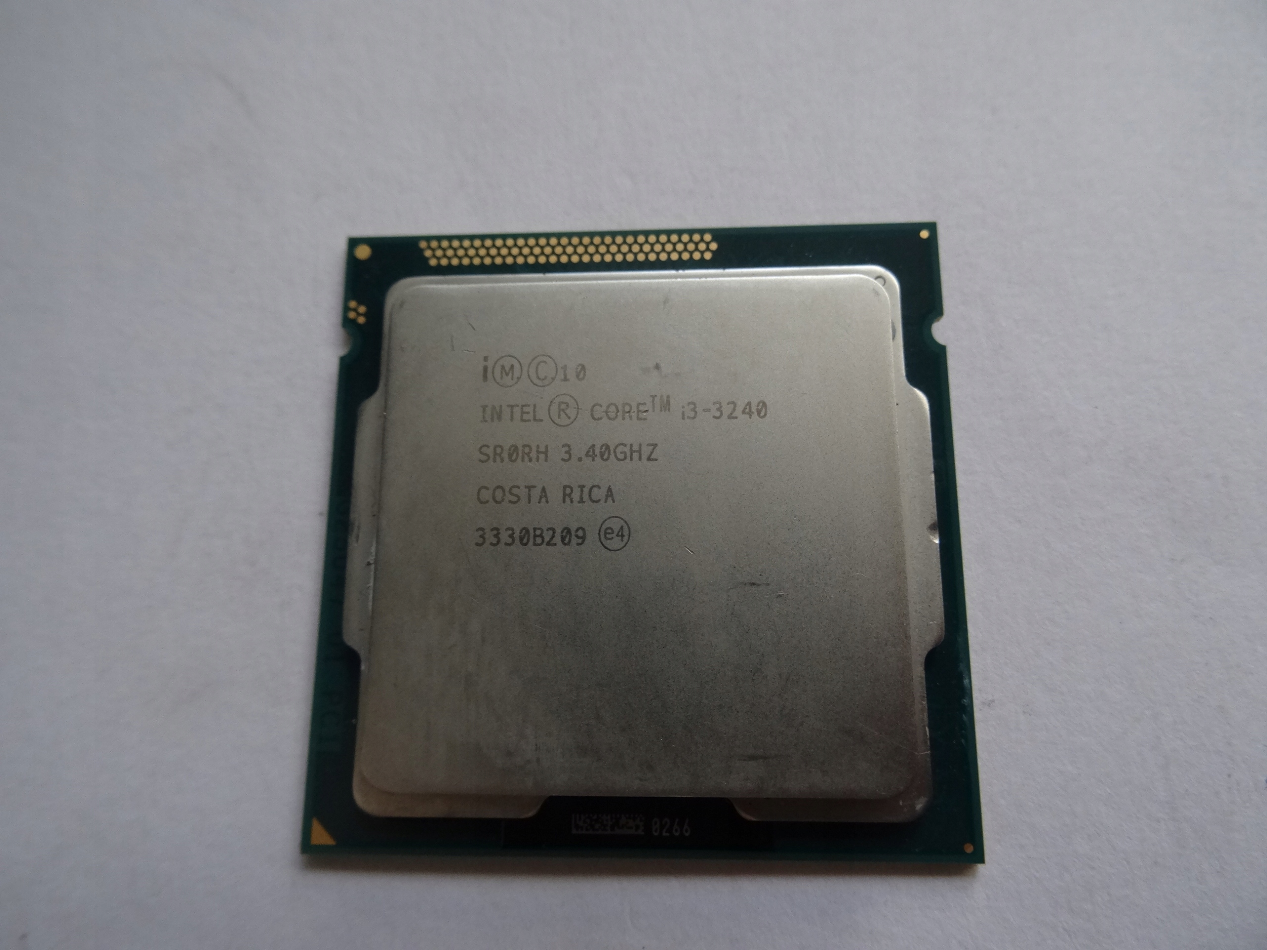 16個セット Intel CPU I3-3240 BX80637I33240 10個セット Intel CPU I3-3240 BX80637I33240