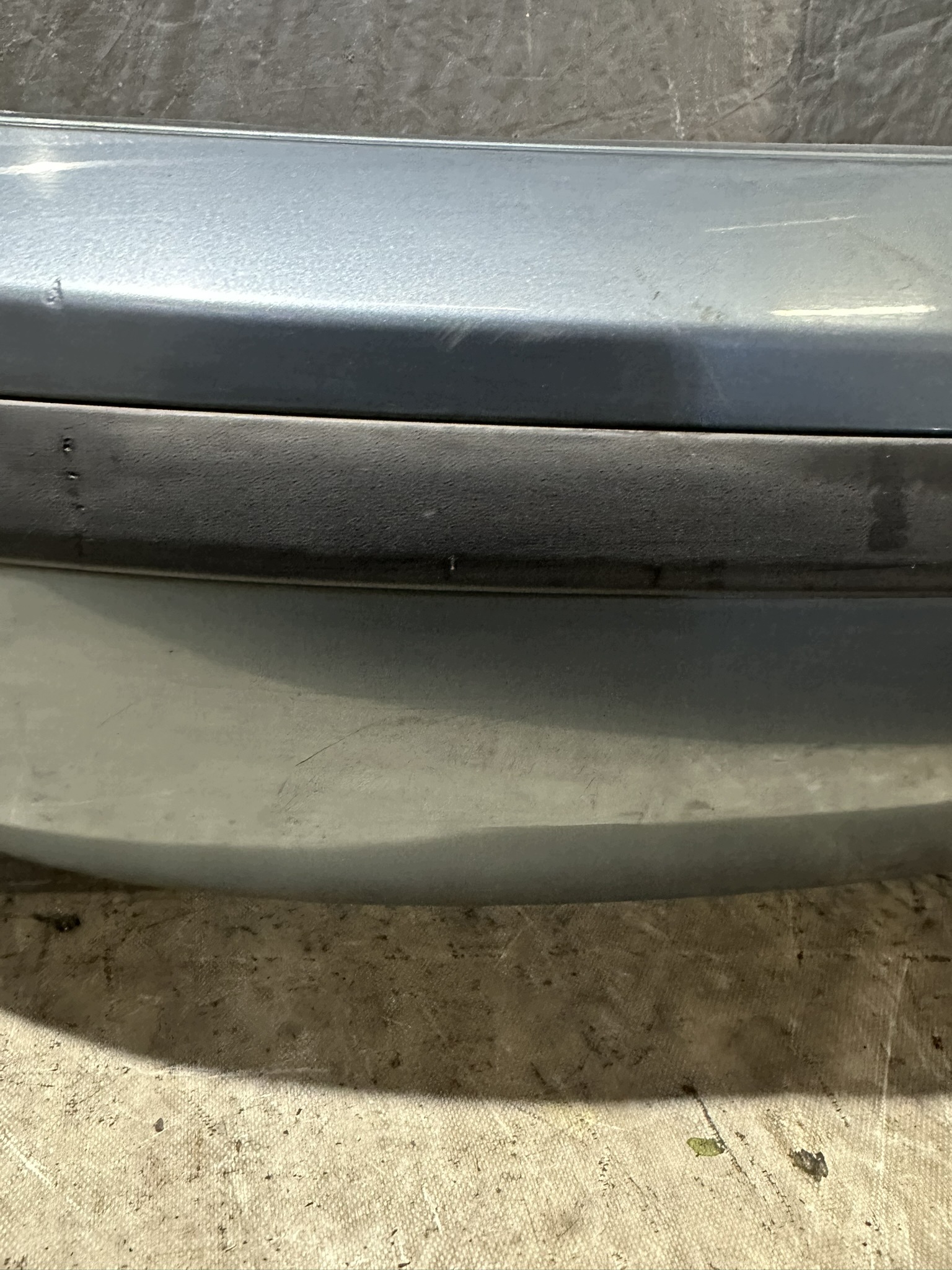 paraurti posteriore SKODA FABIA e berlina LF7U