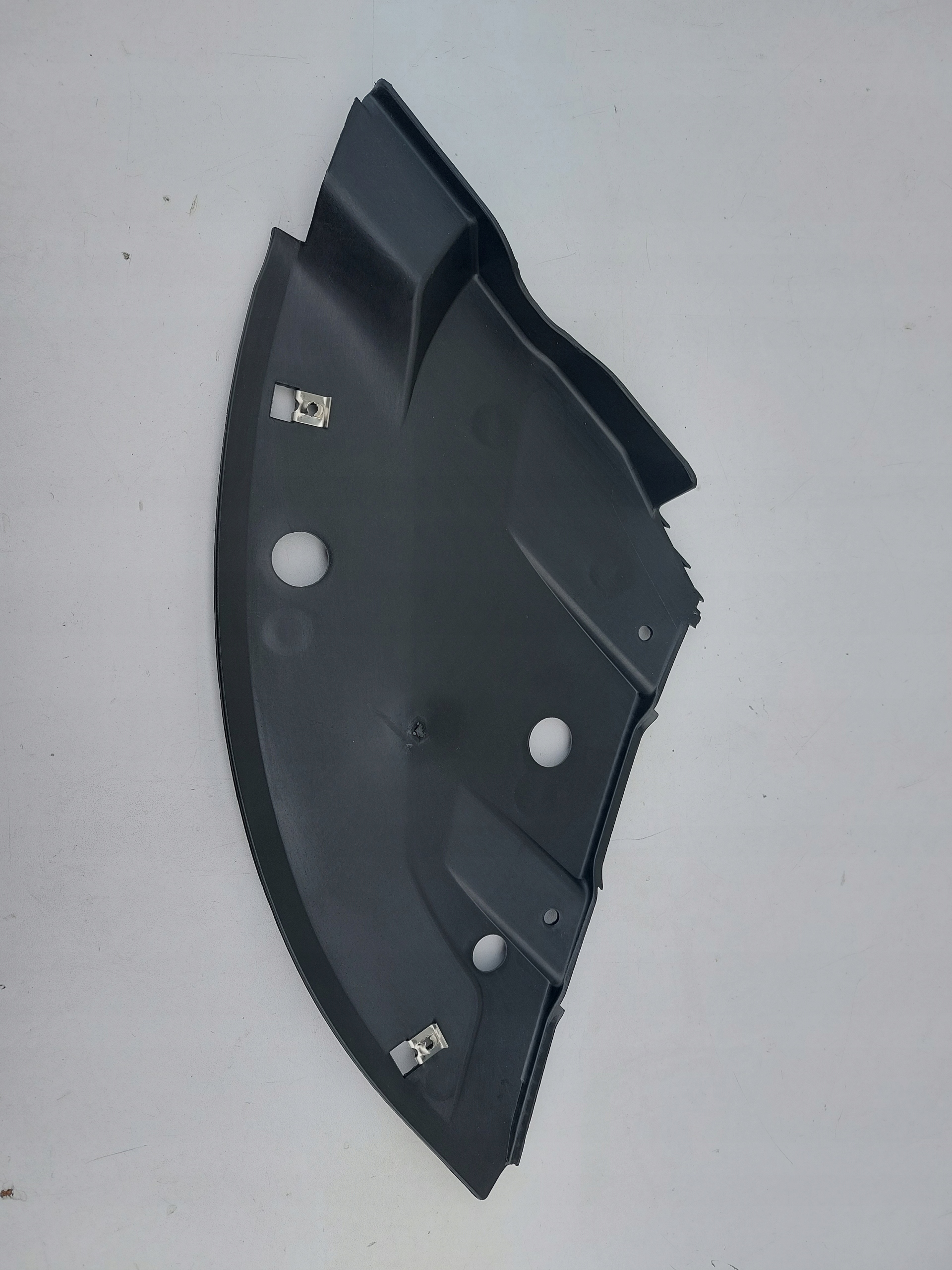 6J8825198 - КРИШКА ШАСІ ЗАДНІЙ ПРАВИЙ SEAT IBIZA IV УНІВЕРСАЛ EU