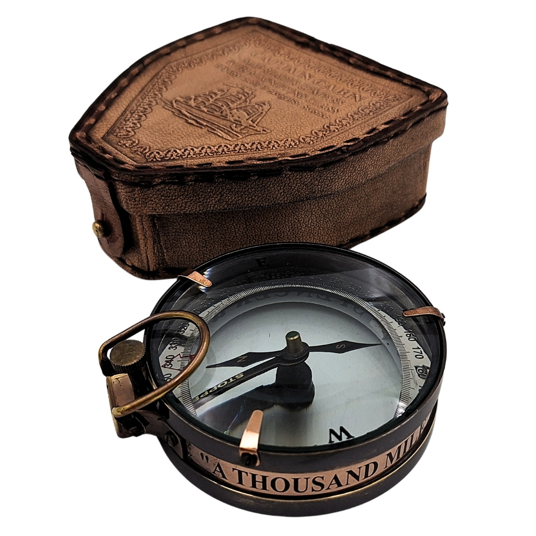 Magnetický kompas – Map Reader v koženém Pouzdro – Retro gadget