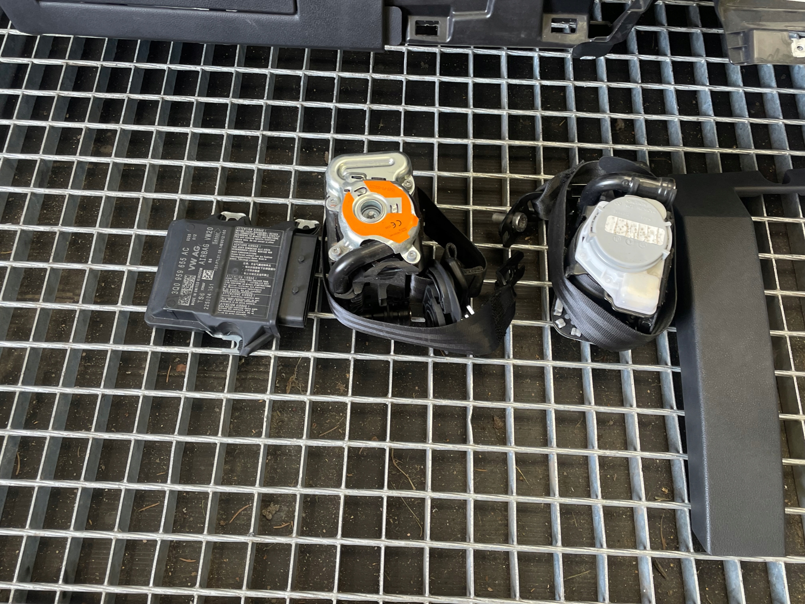 SEAT LEON III dashboard console airbag airbag