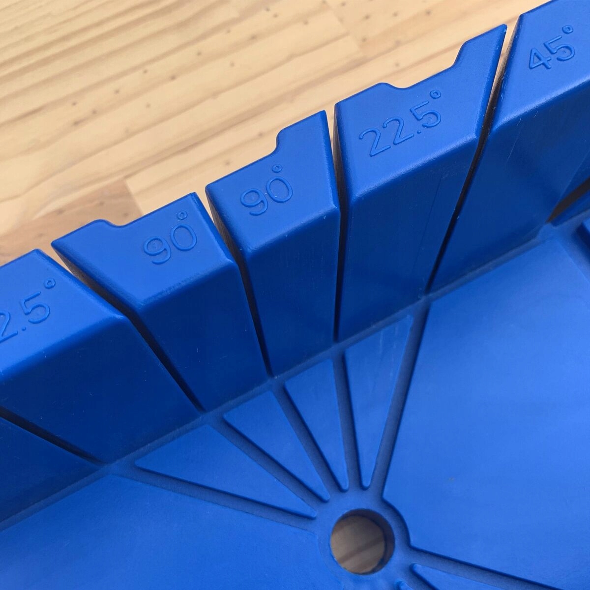 Skrzynka uciosowa 330 mm Dexter Leroy Merlin Marka Dexter