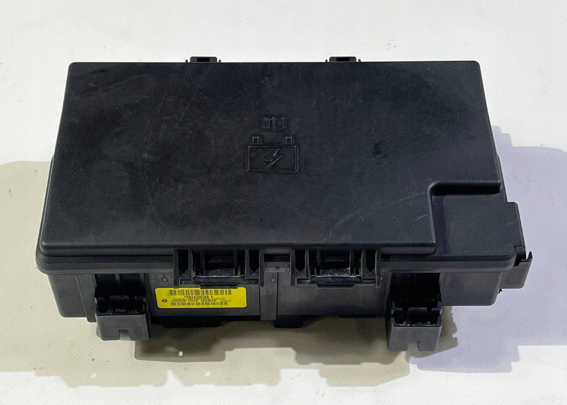 Module fusibles Complète Fusibles Dodge RAM 1500 2013