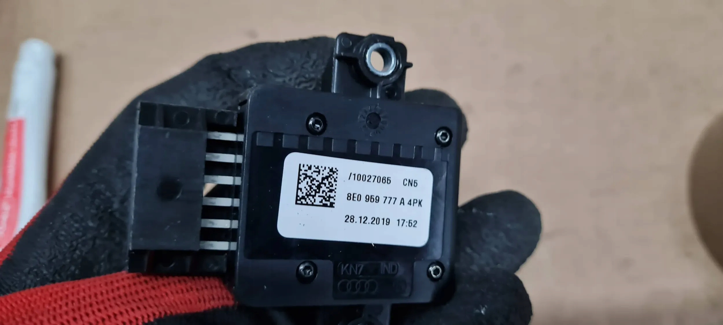 Q5 80A switch REGURACJI seat 8E0959777A A4 B9 8W Q5 A6 Q7