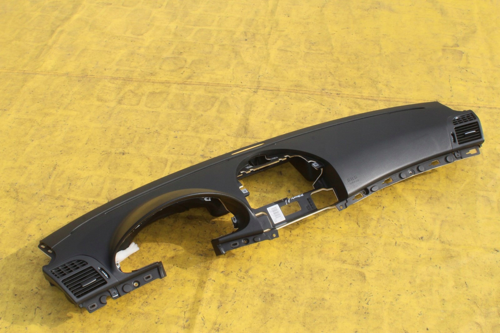 Приборная панель MERCEDES W211 A2116800687