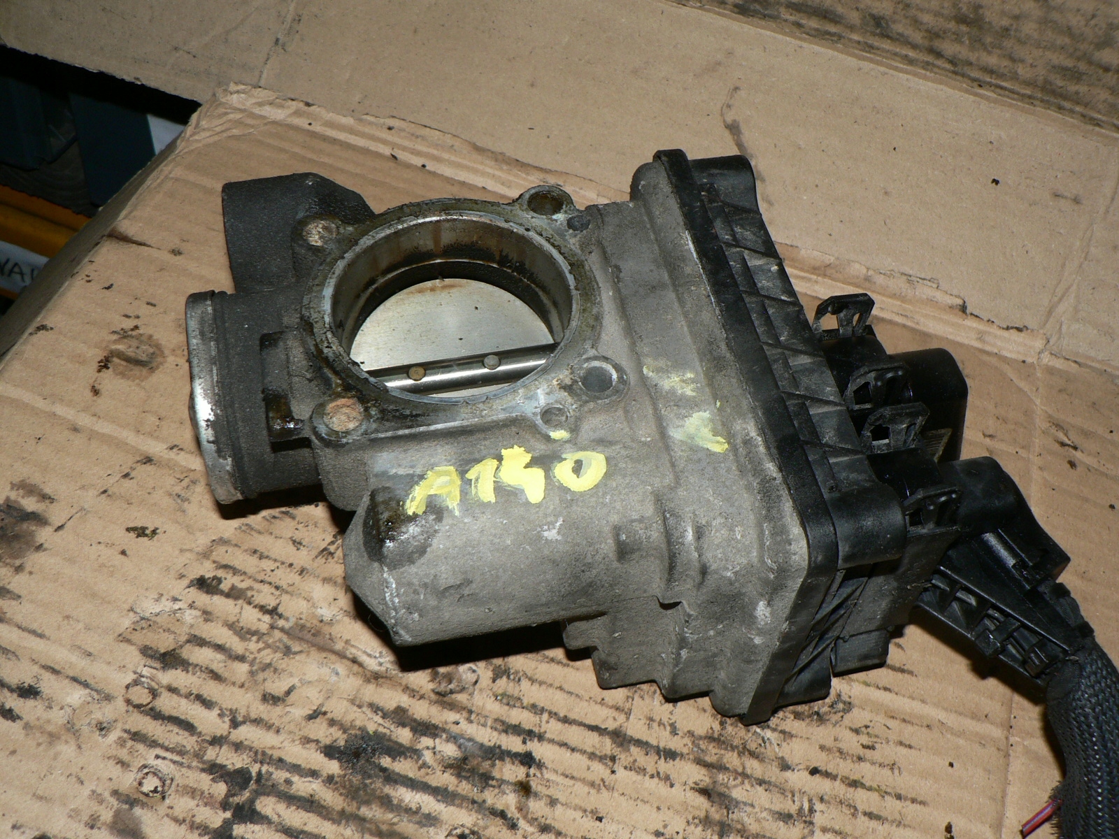 MERCEDES W168 A клас 1,4 дросельна заслінка A1661412225