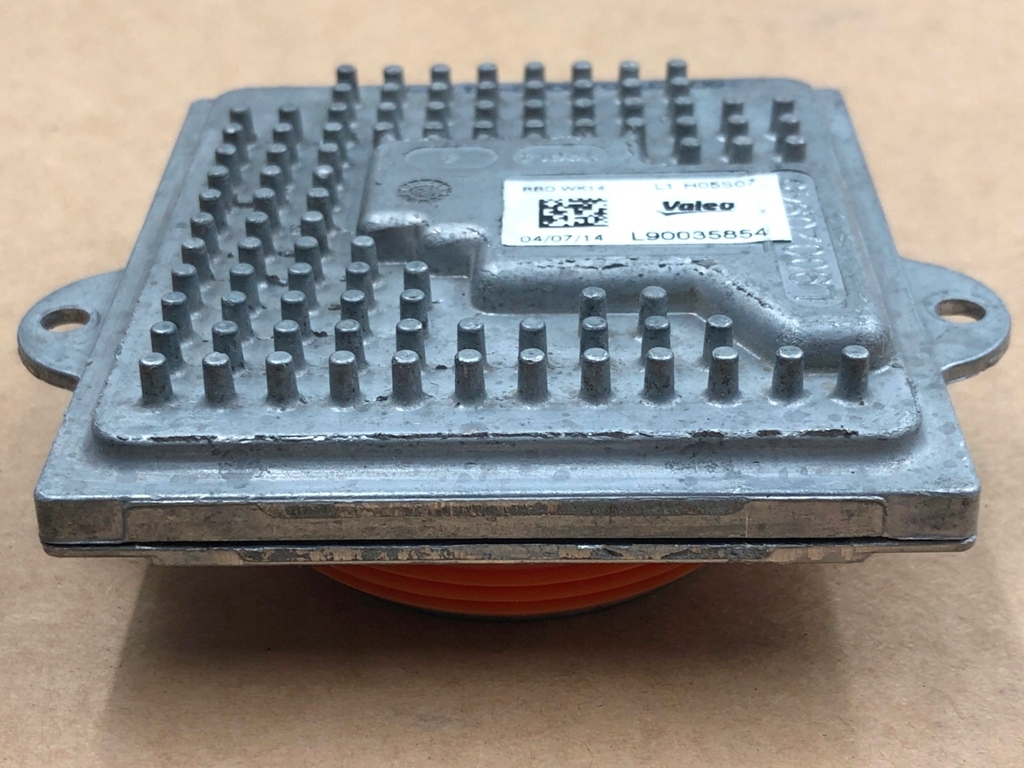 Przetwornica Moduł Świateł L90035854 Do Jeep Grand Cheroke WK2 2014-21 Producent części Valeo