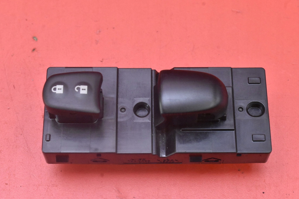 switch lifting windows right front NISSAN MICRA 5 V K14 17-21