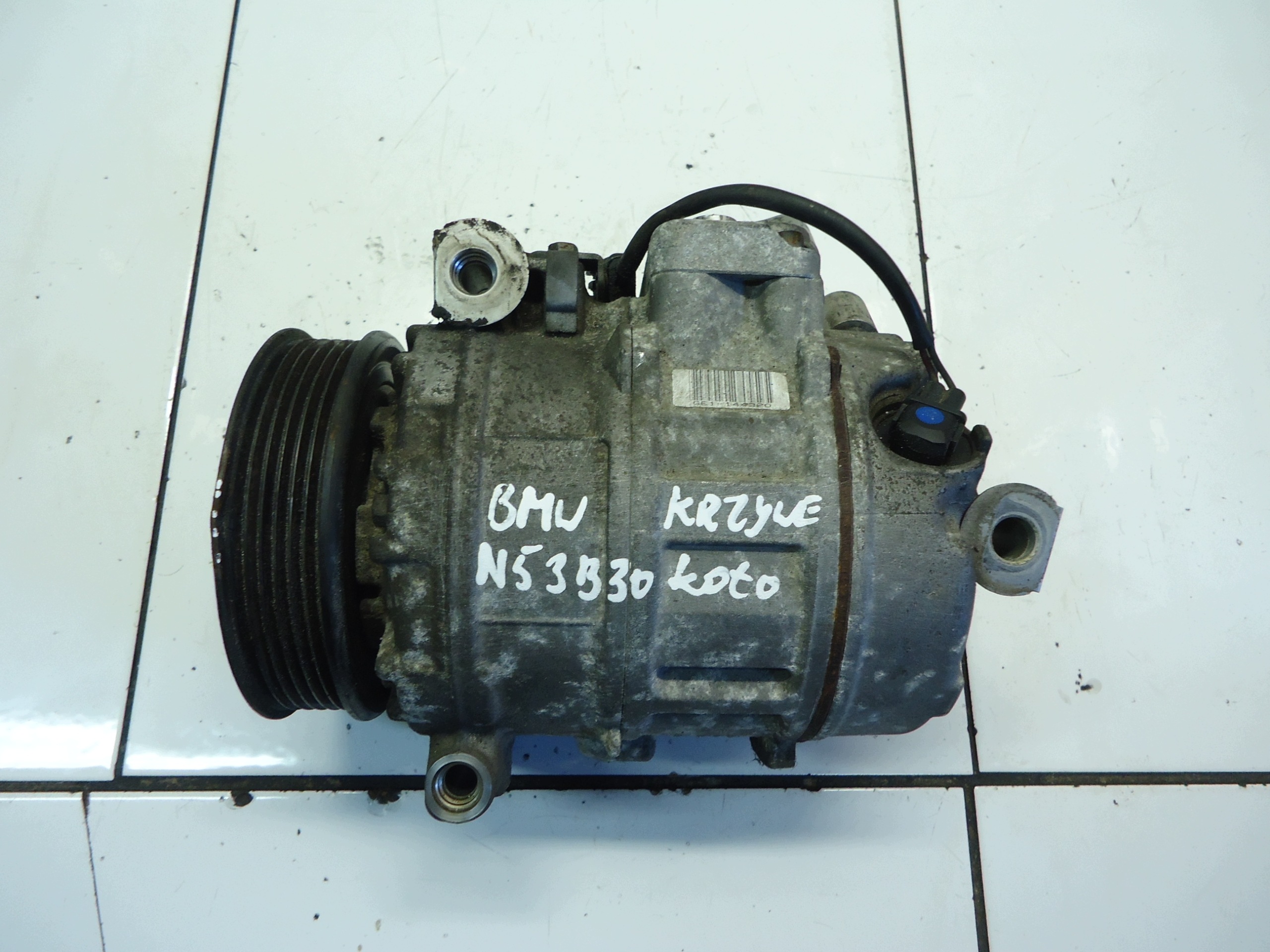 BMW 5 E60 3.0 N53B30 kompresor klimatizaci 9122618