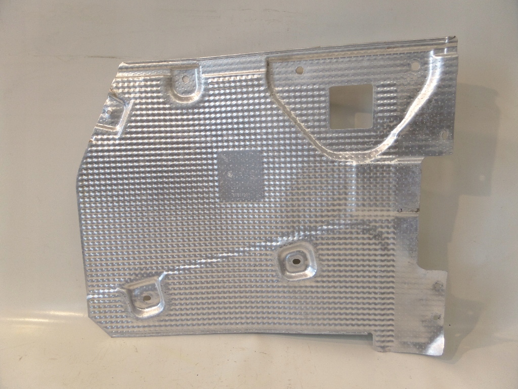 ALFA ROMEO GIULIA 2,0 T ТЕПЛОВИЙ ЕКРАН 50534281