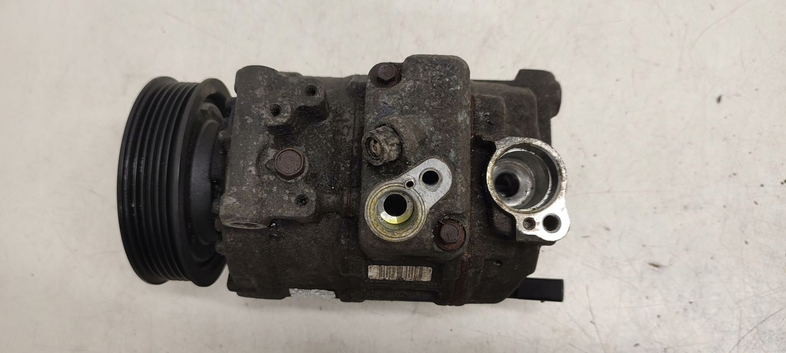 compressor of the air conditioning compressor; Audi A3 8P LIFT 3D 1,6 FSI