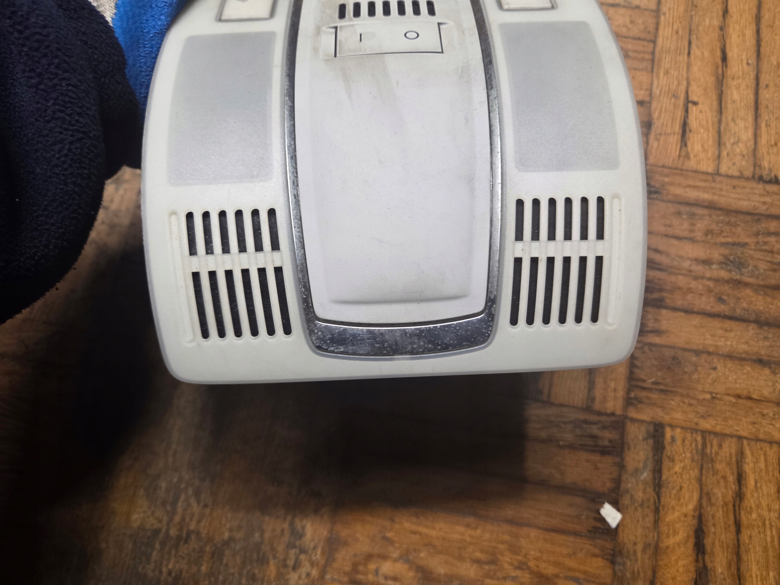 OSWIETLENIE cabs front AUDI A6 C6 4F0947135N