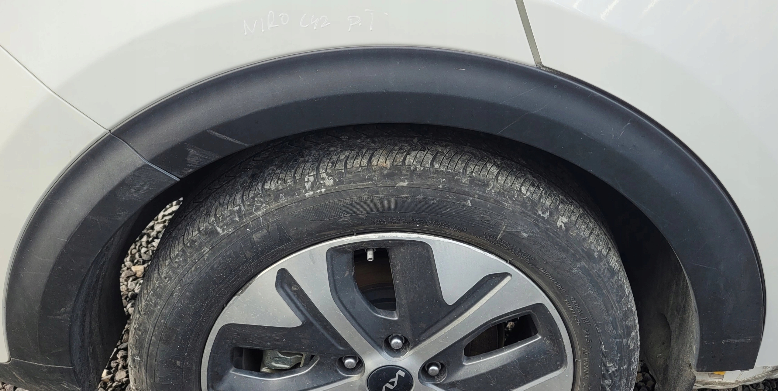 LISTWA BŁOTNIKA SIERP PRAWY TYŁ KIA NIRO SWP LIFT