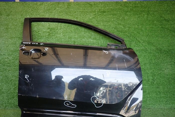 TOYOTA CHR CH-R door right front front