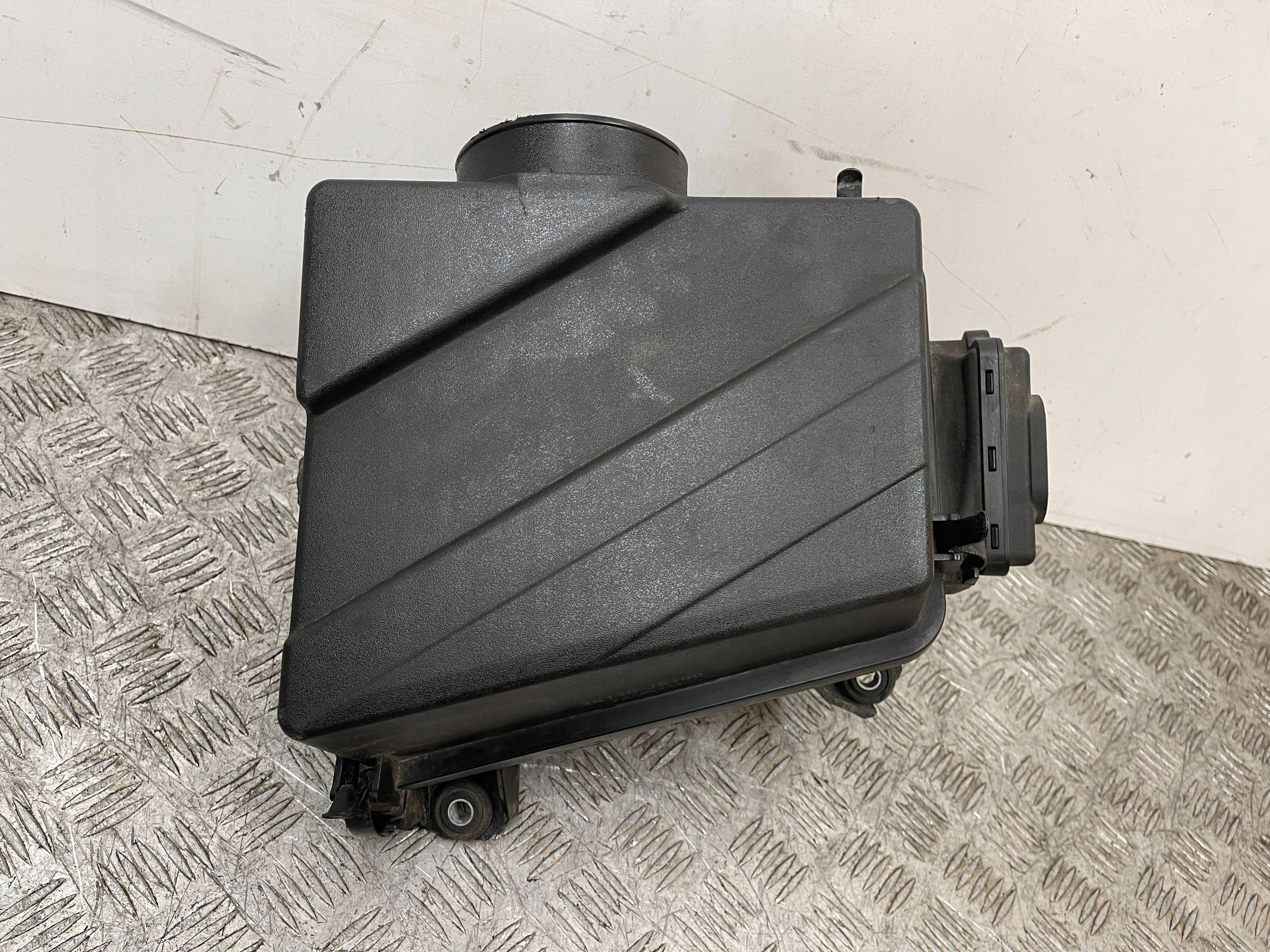 Gehäuse filter luft KIA Stinger 17- CK 28110J5100