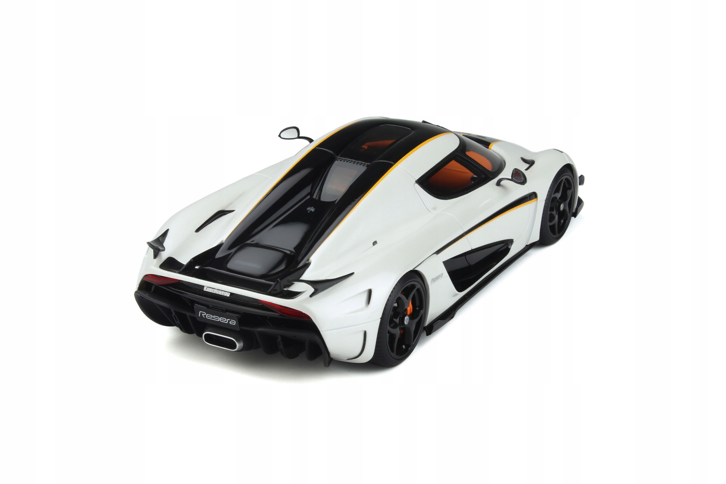 Amazon.co.jp: △入手困難！世界限定999台！GT-Spirit 1/18