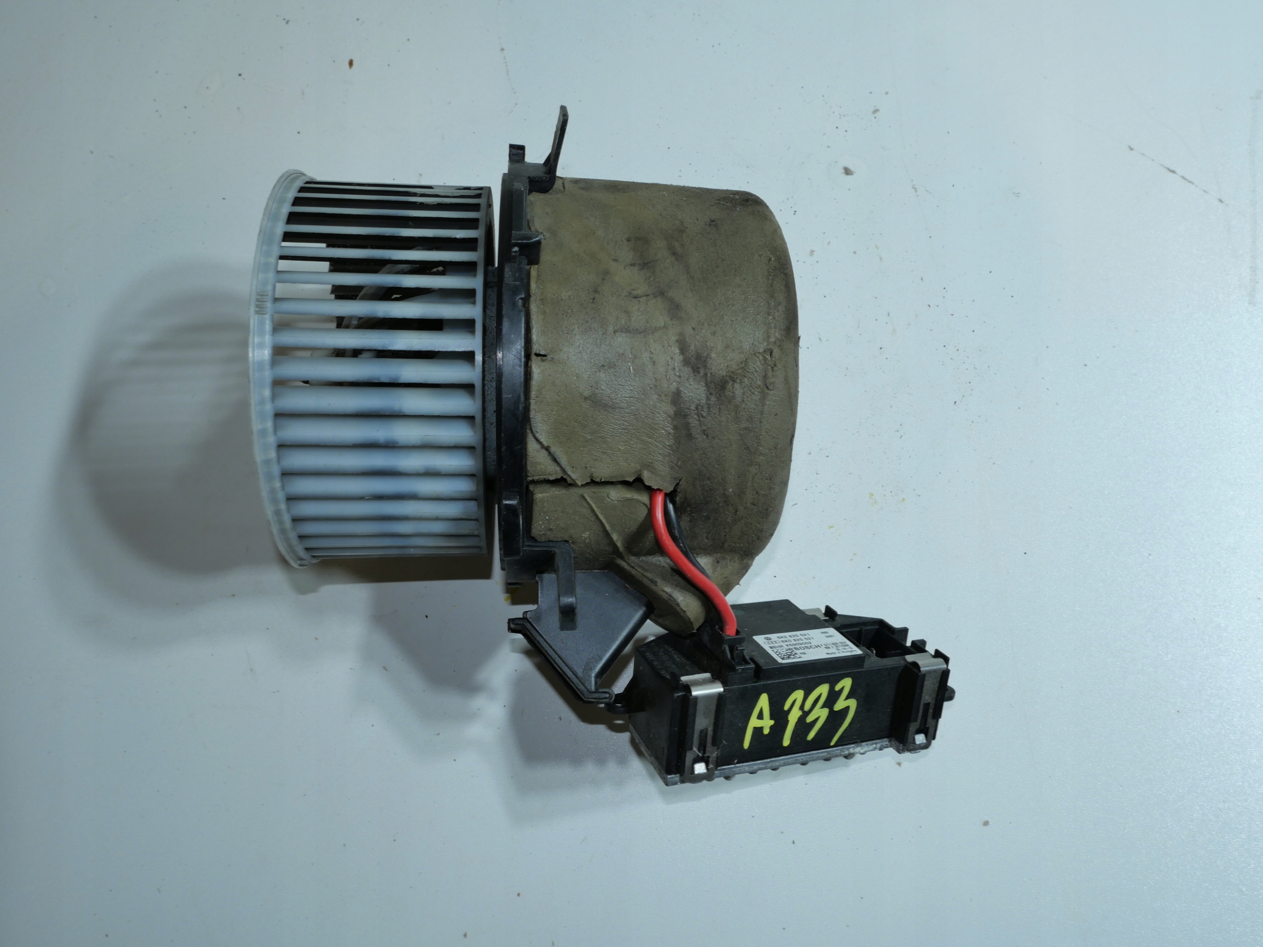 AUDI A4 B8 ventilátor topení tOPENÍ 8K0820521