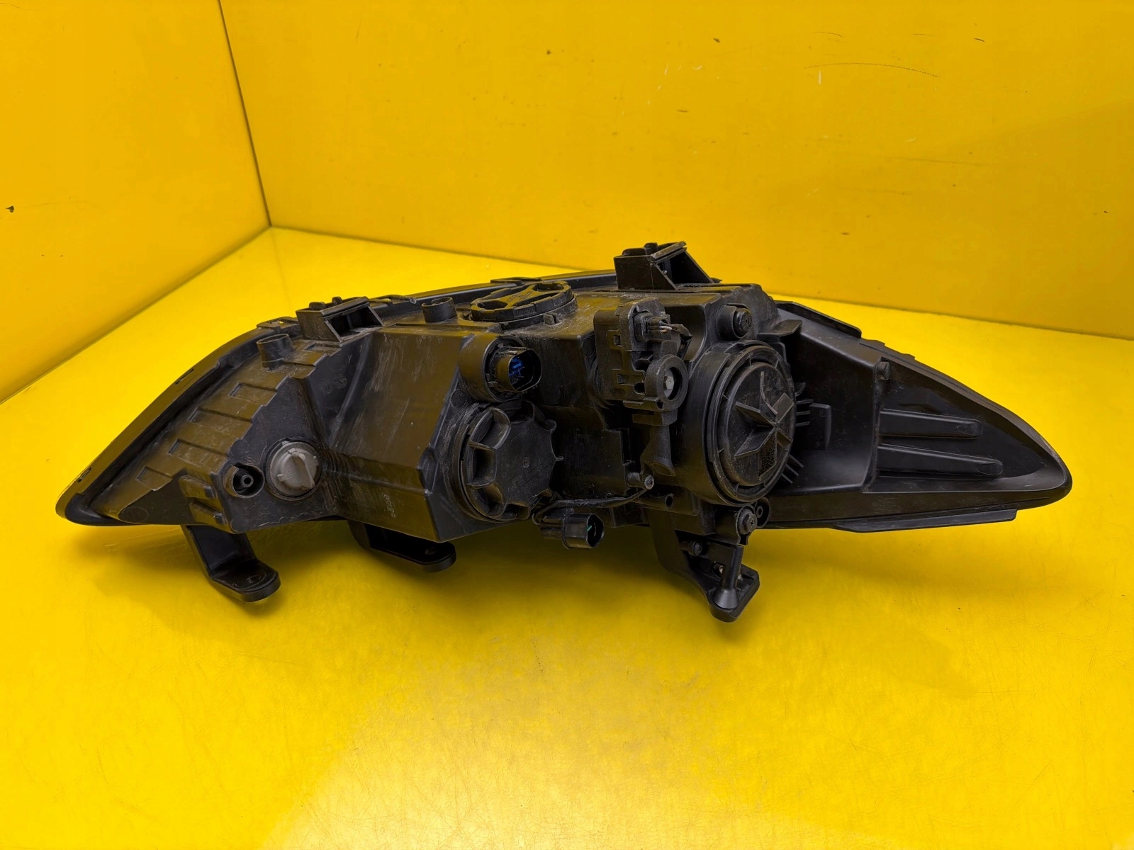 light left front Hyundai Elantra VI lens 92102-F2 15-18