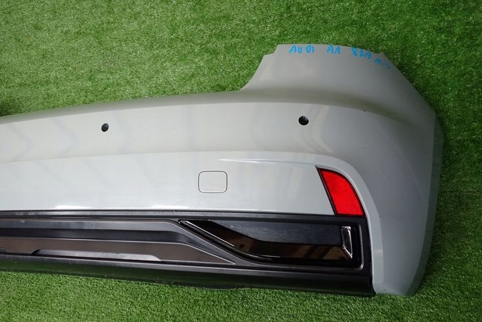 AUDI A1 82A 19- Stoßstange hinten heck