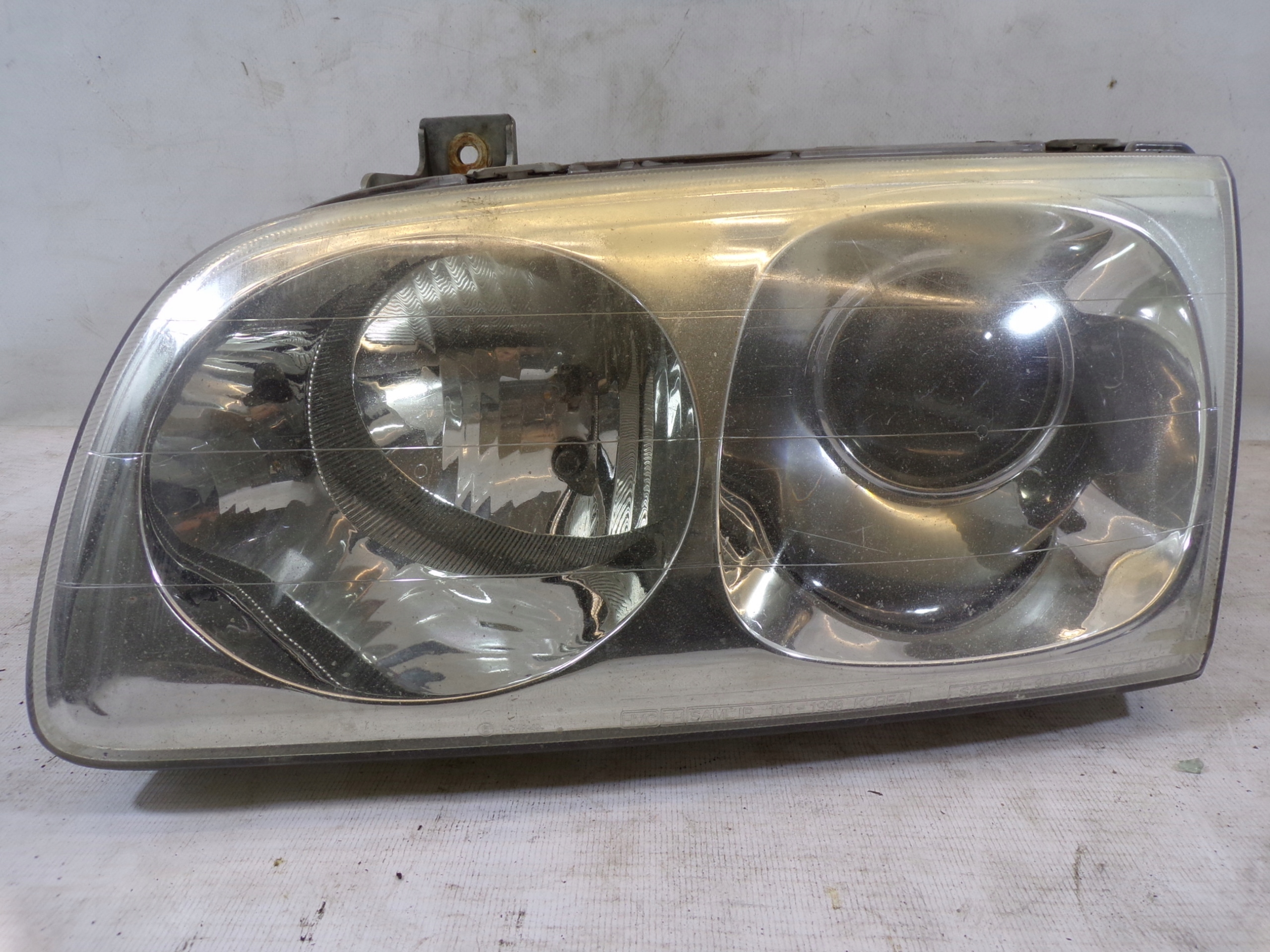 ФАРА ПЕРЕДНЯ ПЕРЕД ЛІВА HYUNDAI ТРАЙЄТ (K)