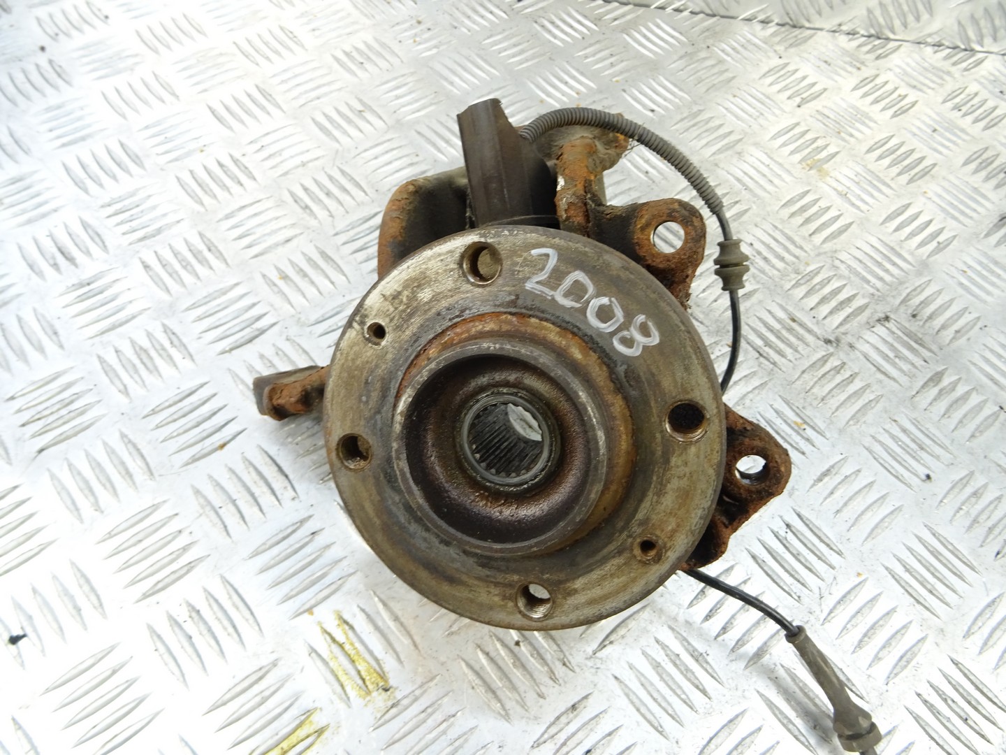 PEUGEOT 2008 swing right P55 1.2 VTI