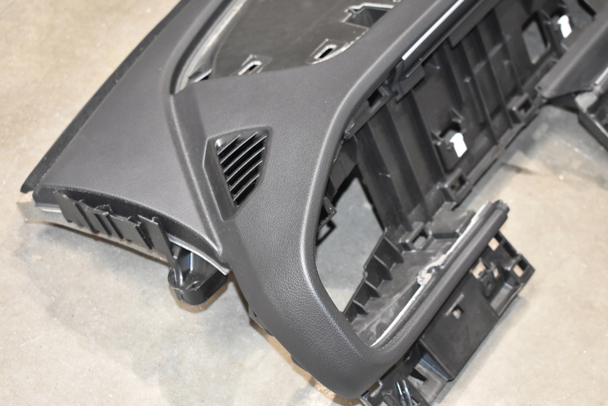 IDEALNA console black MERCEDES GLE W167 X167 1