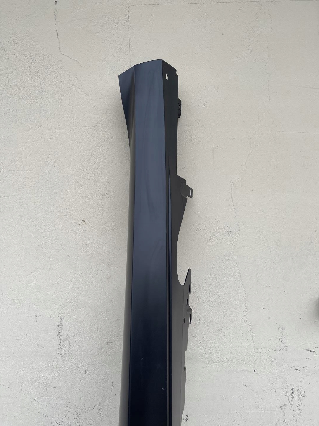 LPA335 BMW M5 G90 2024- moulding threshold right 8084966