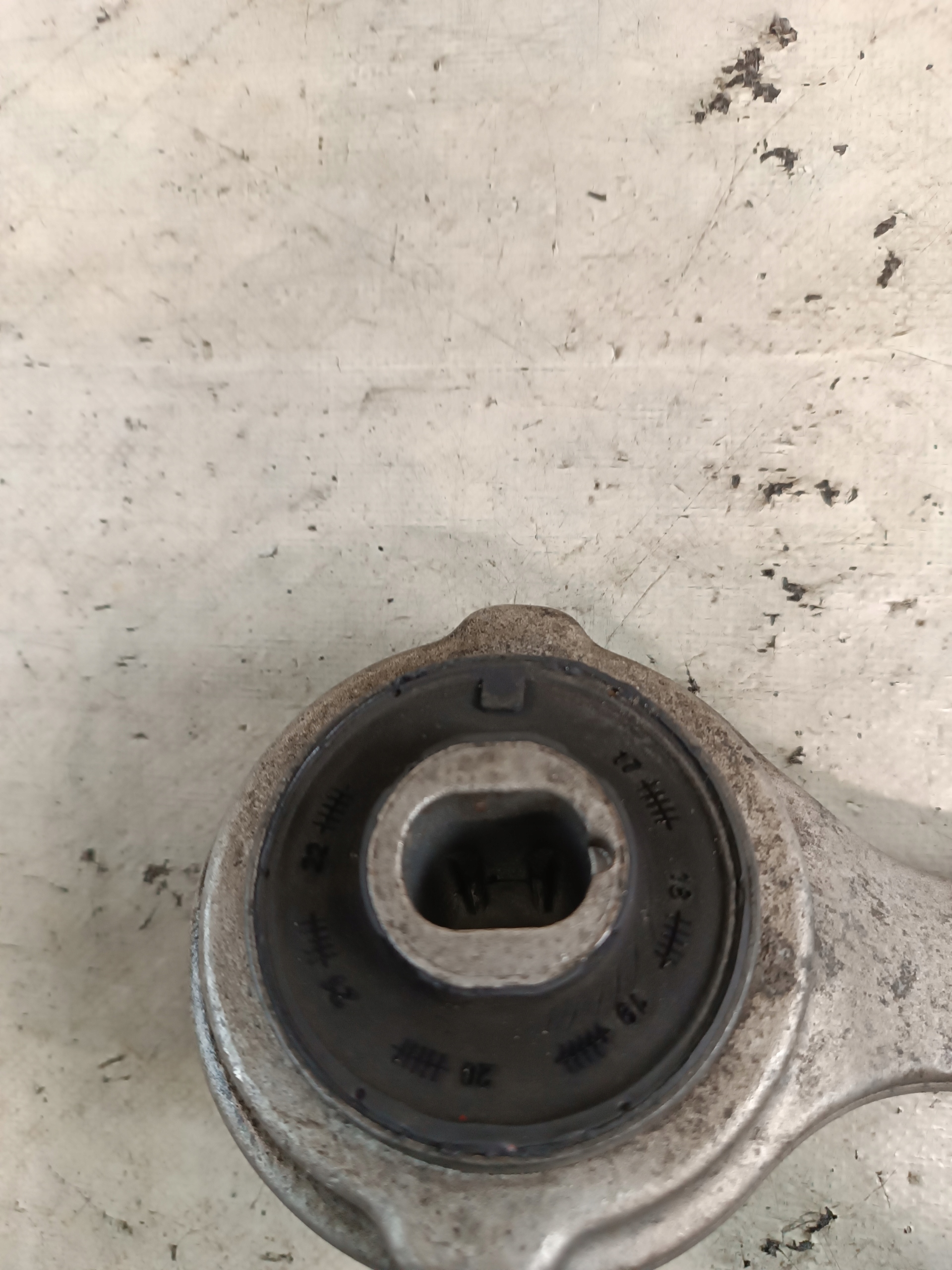 arm right front MERCEDES W203