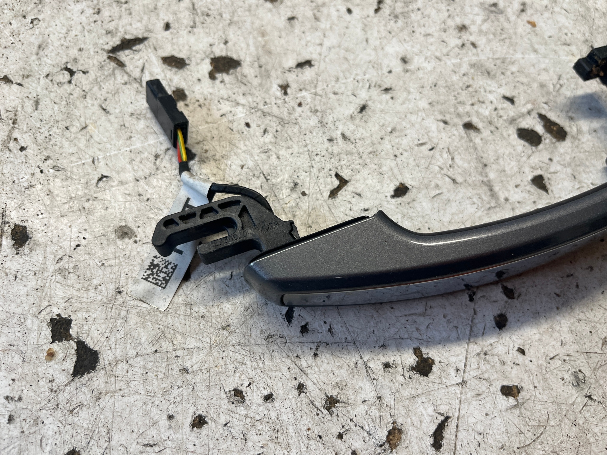 OPEL INSIGNIA A MOKKA X handle door KEYLESS left front left front