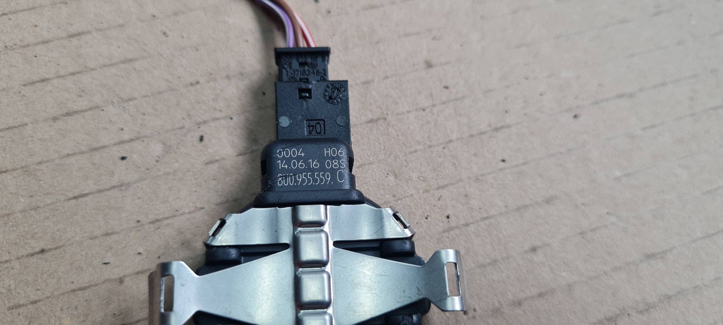 A5 8T LIFT SENSOR Sensor Regen 8U0955559C Q7 4M Q5 A4 B9 A5 A6 C7 4G
